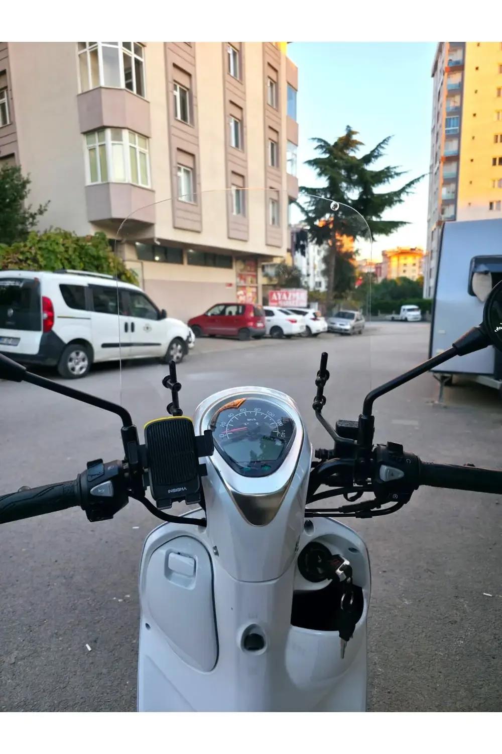 Rks Letbe LB 125 Ön Cam 2023-2025 Model 44cm Şeffaf Renkli 4mm EL