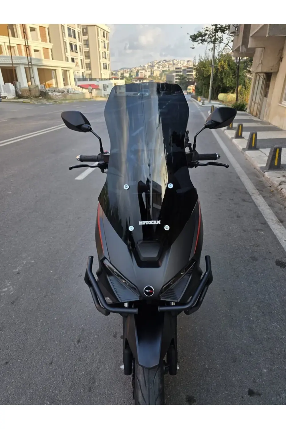 RKS Lince 125 Ön Cam 2021-2025 Model 55cm Siyah Renkli 4mm KISA
