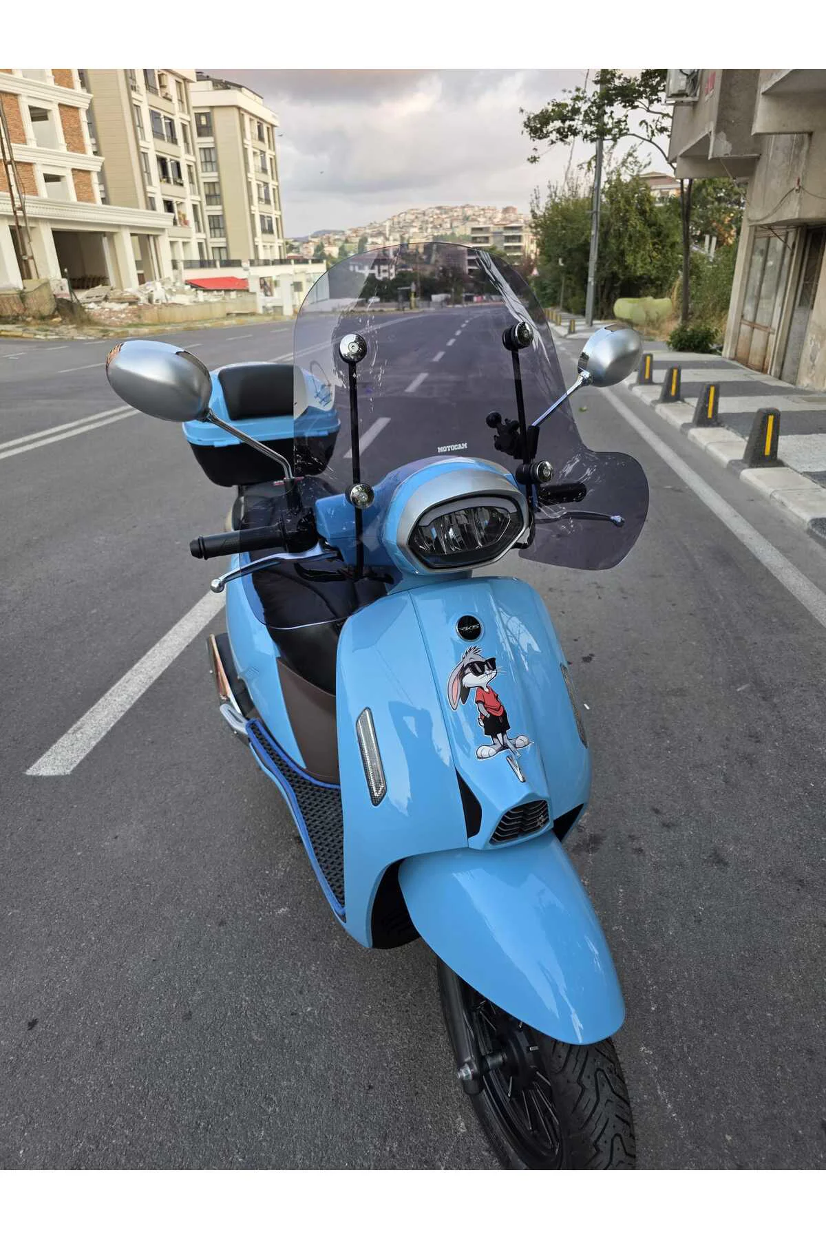 RKS LTR 125 Ön Cam 2023-2026 Model 45cm Füme Renkli 4mm Elcikli APARATSIZ