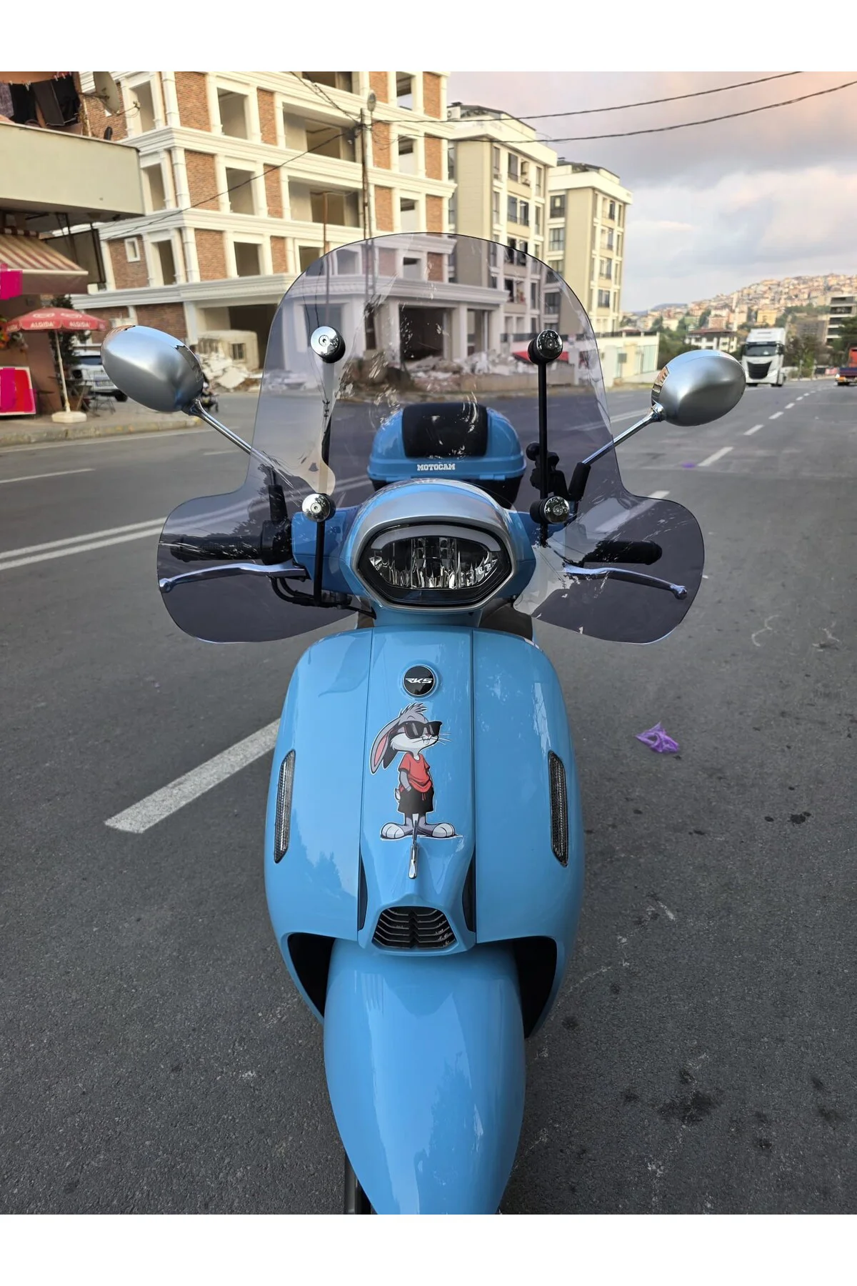RKS LTR 125 Ön Cam 2023-2026 Model 45cm Füme Renkli 4mm Elcikli APARATSIZ
