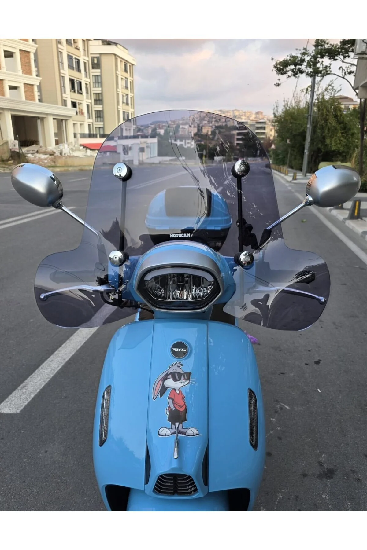 RKS LTR 125 Ön Cam 2023-2026 Model 45cm Füme Renkli 4mm Elcikli APARATSIZ
