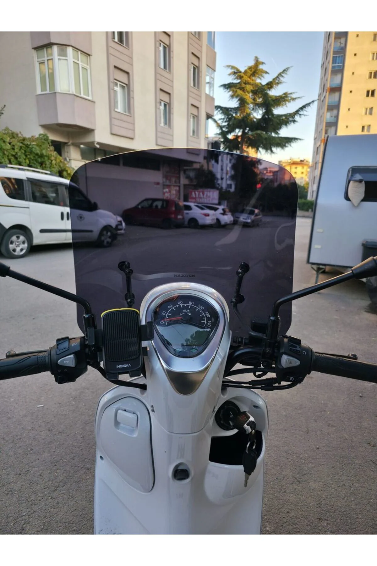 Rks Neon 125 Ön Cam 2023-2026 Model 44cm Siyah Renkli 4mm APARATSIZ