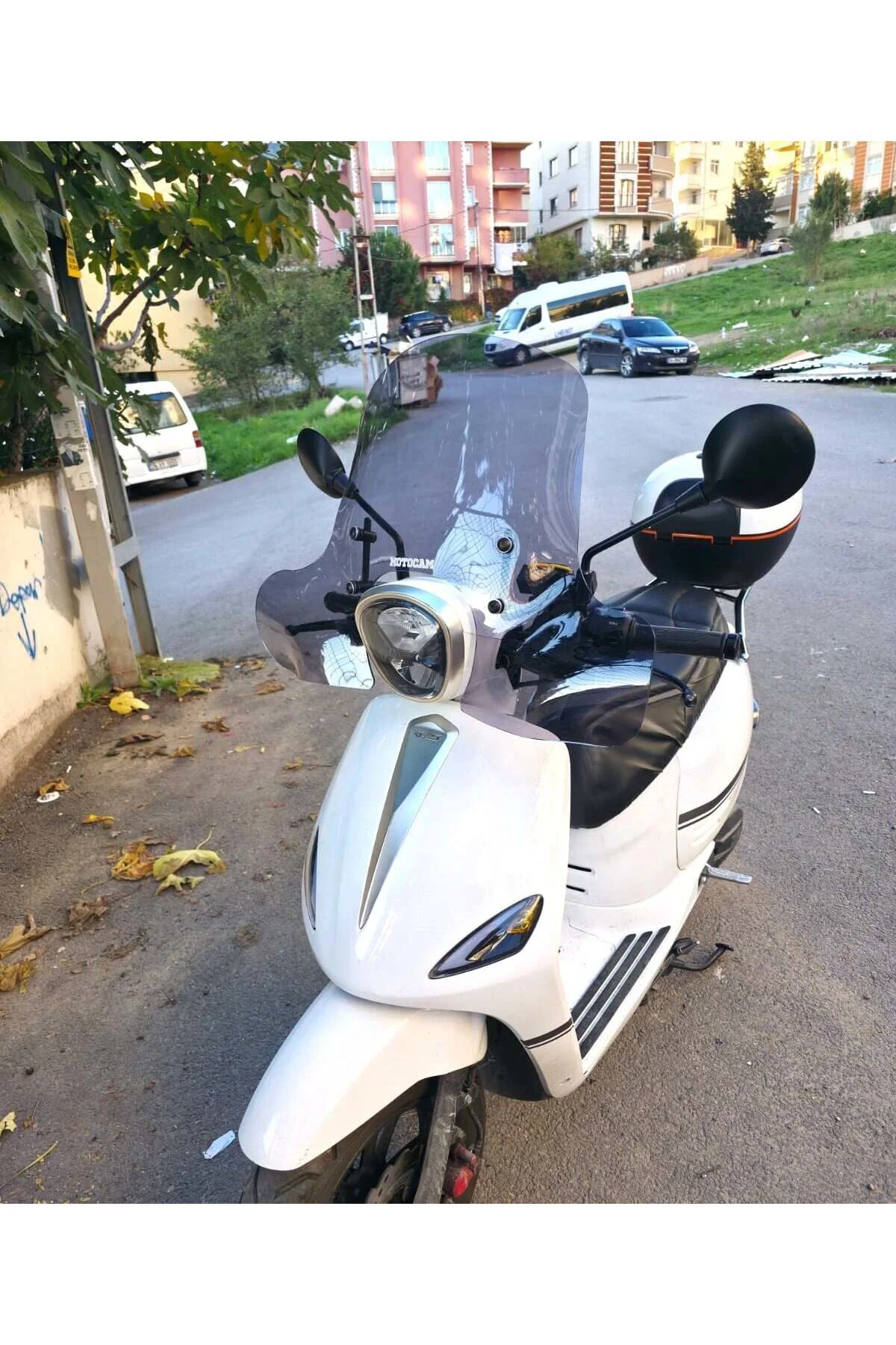 Rks Neon 125 Ön Cam 2023-2026 Model 45cm Füme Renkli 4mm Elcikli APARATSIZ