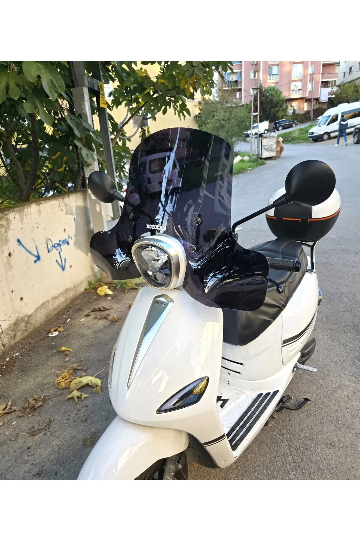 Rks Neon 125 Ön Cam 2023-2026 Model 45cm Siyah Renkli 4mm Elcikli