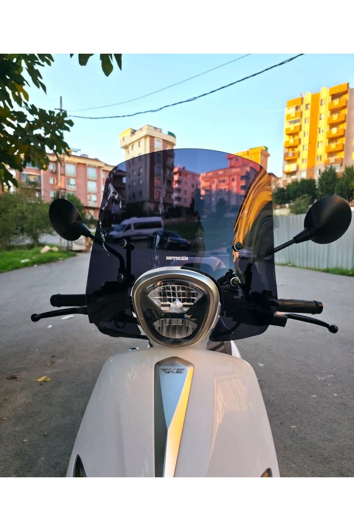 Rks Neon 125 Ön Cam 2023-2026 Model 44cm Siyah Renkli 4mm APARATSIZ