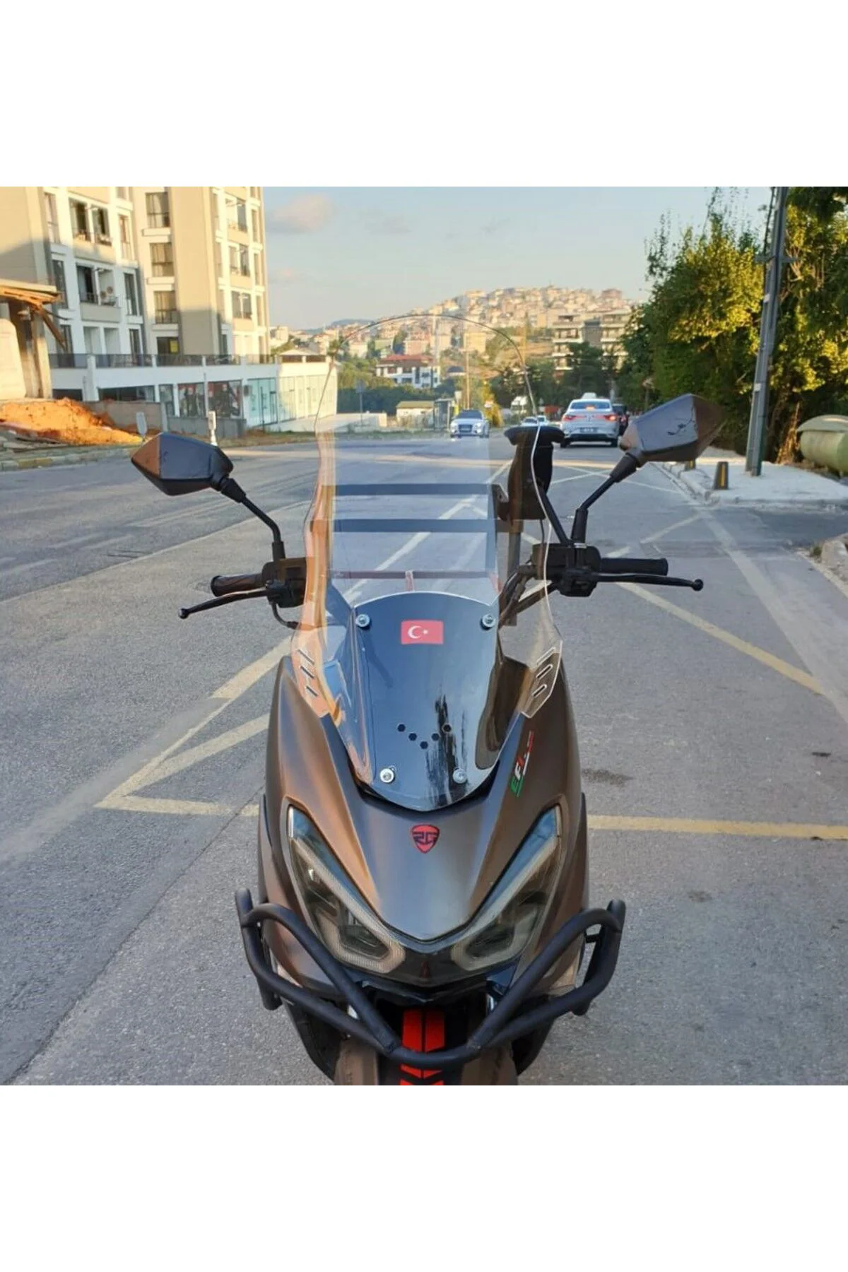RKS Newlight 125 Ön Cam 2021-2022 Model 65cm Şeffaf Renkli 4mm PR