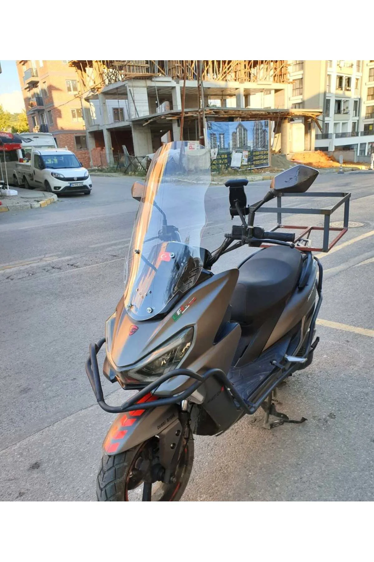 RKS Newlight 125 Ön Cam 2021-2022 Model 65cm Şeffaf Renkli 4mm PR
