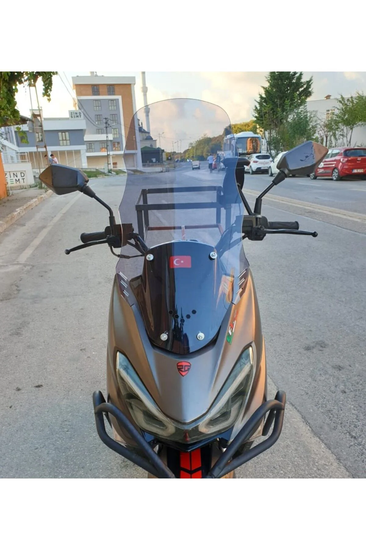 RKS Newlight 125 Ön Cam 2021-2022 Model 65cm Füme Renkli 4mm PRO MODELE UYMAZ