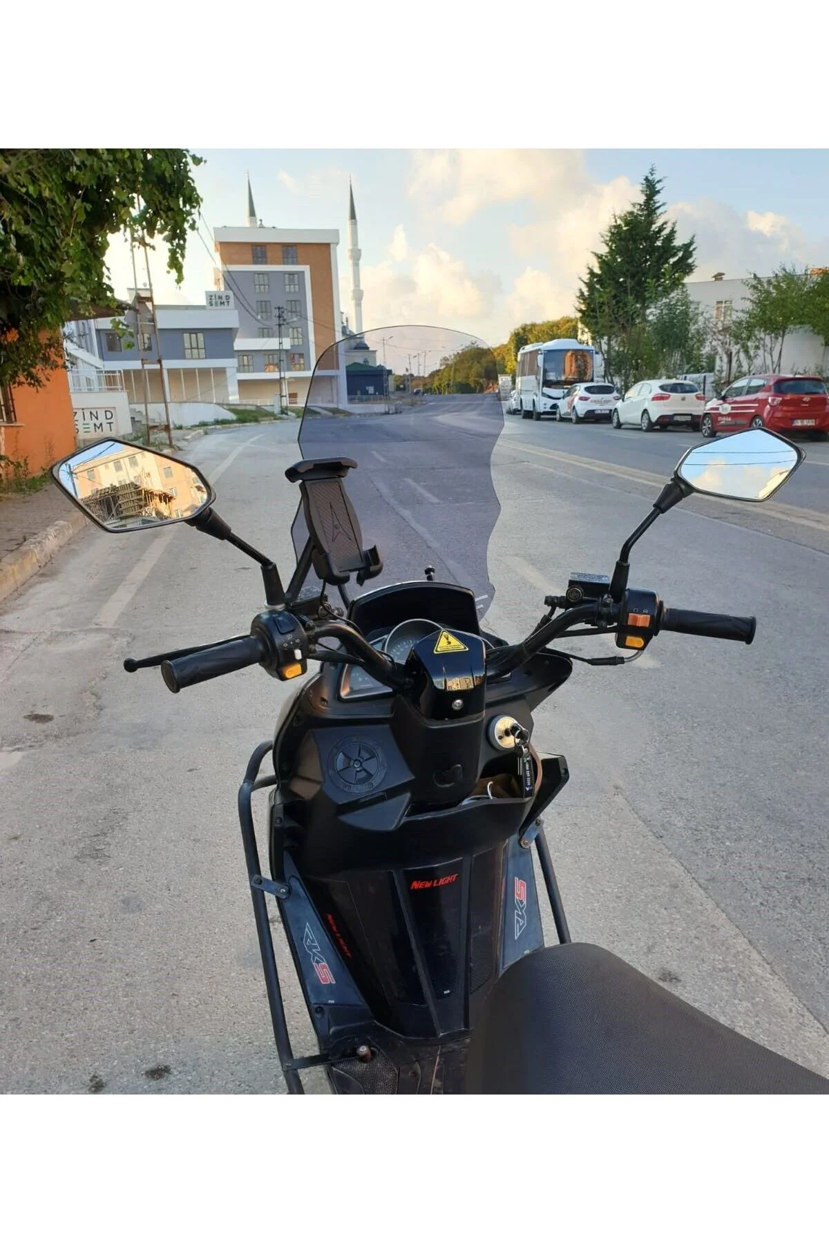 RKS Newlight 125 Ön Cam 2021-2022 Model 65cm Füme Renkli 4mm PRO MODELE UYMAZ