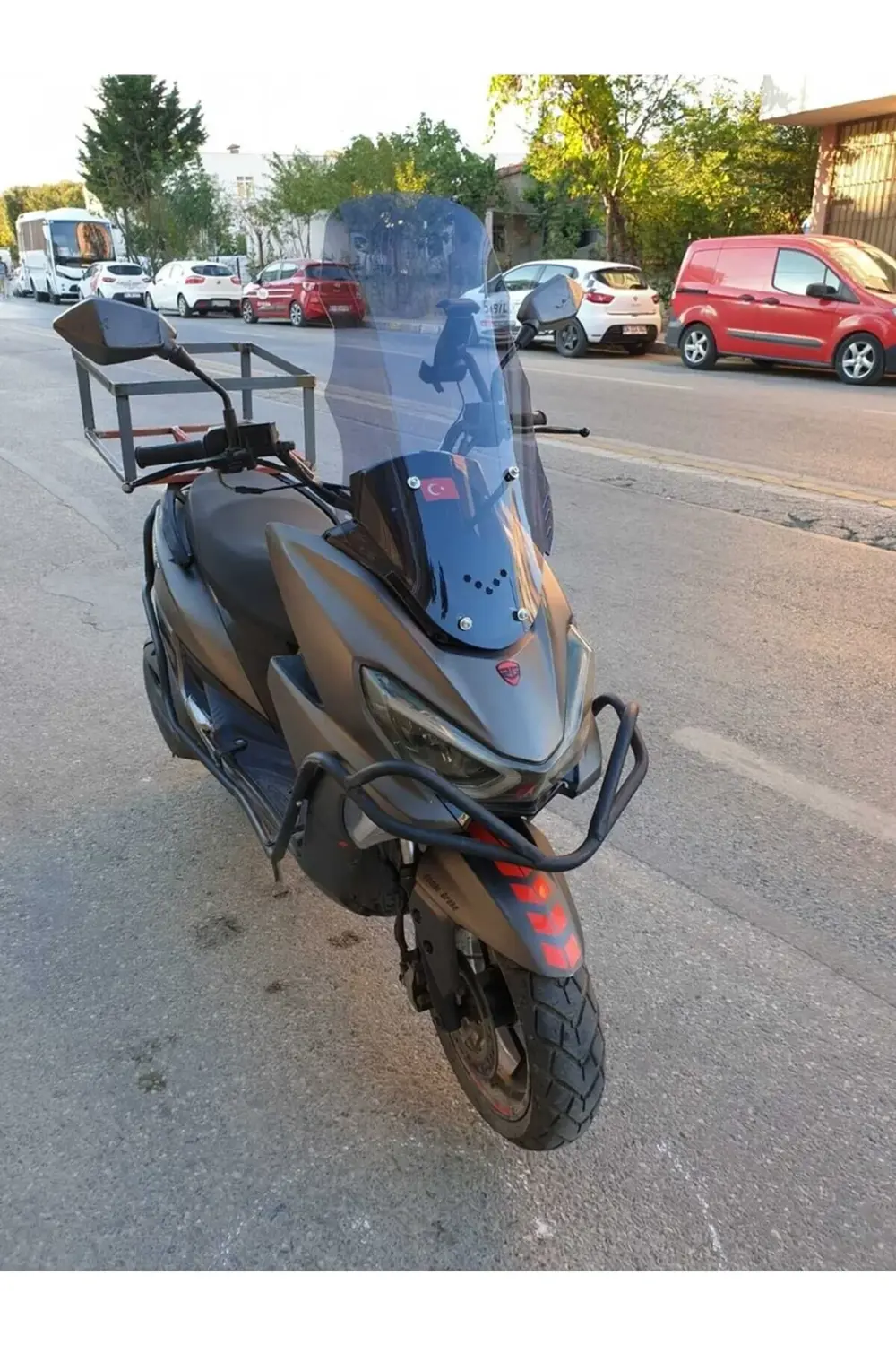 RKS Newlight 125 Ön Cam 2021-2022 Model 55cm Füme Renkli 4mm PRO