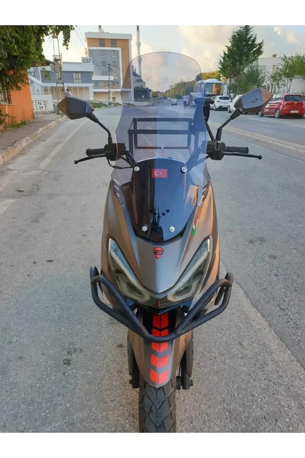 RKS Newlight 125 Ön Cam 2021-2022 Model 55cm Füme Renkli 4mm PRO