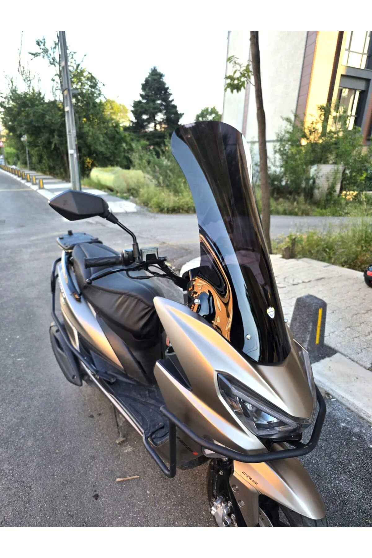 RKS Newlight PRO Ön Cam 2023-2026 Model 75cm Siyah Renkli 4mm UZUN BOYLU