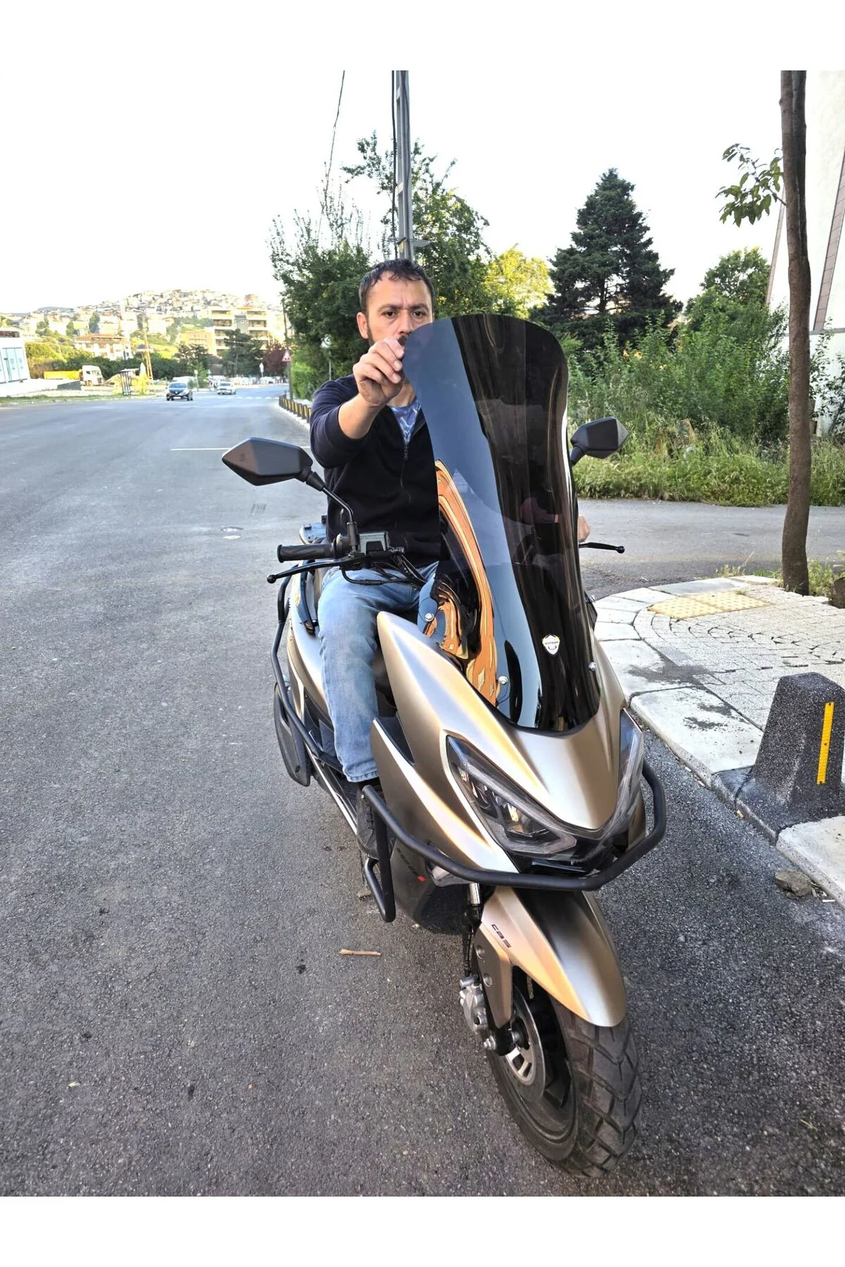 RKS Newlight PRO Ön Cam 2023-2026 Model 75cm Siyah Renkli 4mm UZUN BOYLU