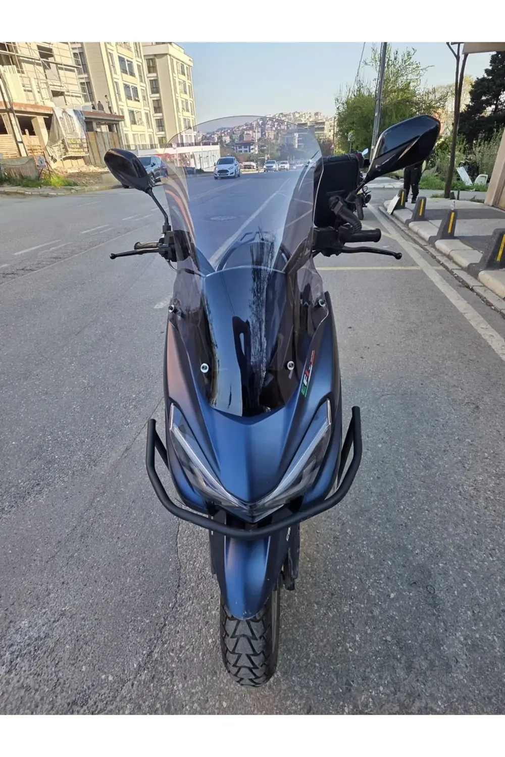 RKS Newlight PRO Ön Cam 2023-2025 Model 58cm Füme Renkli 4mm ORİJ