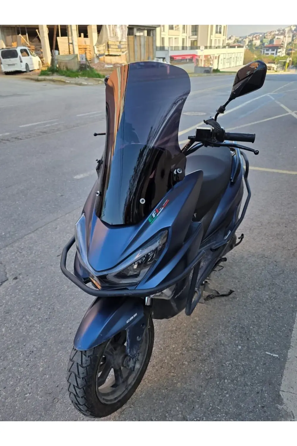 RKS Newlight PRO Ön Cam 2023-2025 Model 58cm Siyah Renkli 4mm ORİ