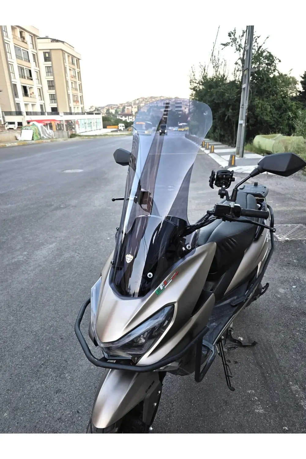 RKS Newlight PRO Ön Cam 2023-2025 Model 75cm Füme Renkli 4mm UZUN