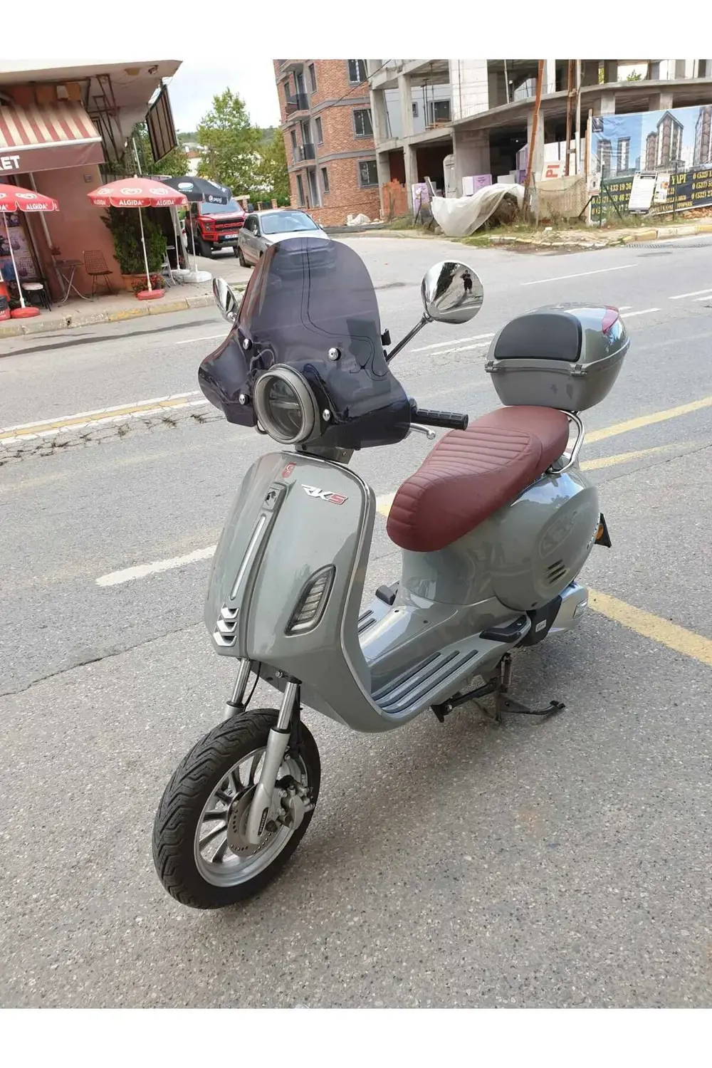 RKS Pride 125 Ön Cam 2023-2024 Model 39cm siyah Renkli 4mm APARAT