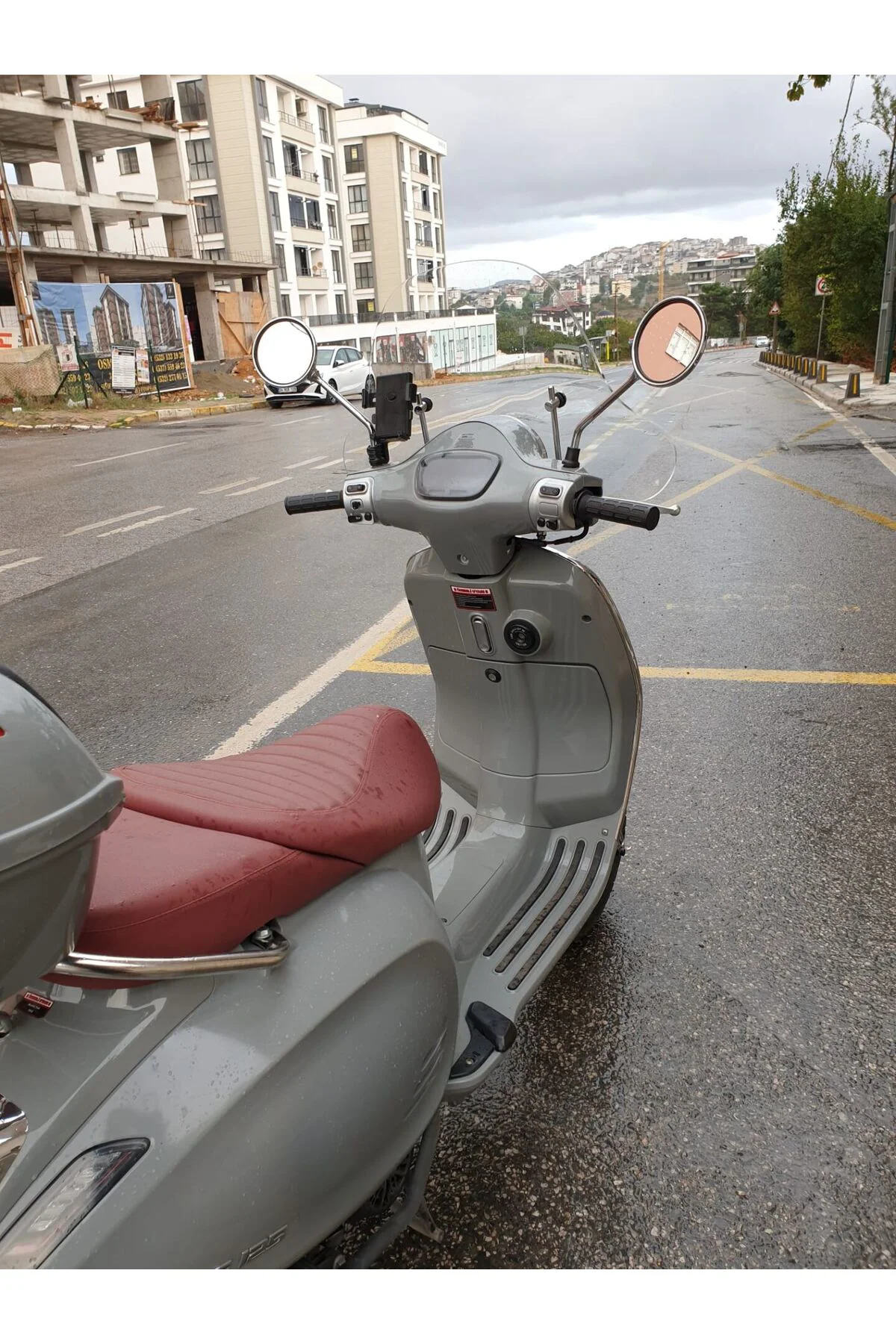 RKS Pride 125 Ön Cam 2023-2026 Model 39cm Şeffaf Renkli 4mm Elcik