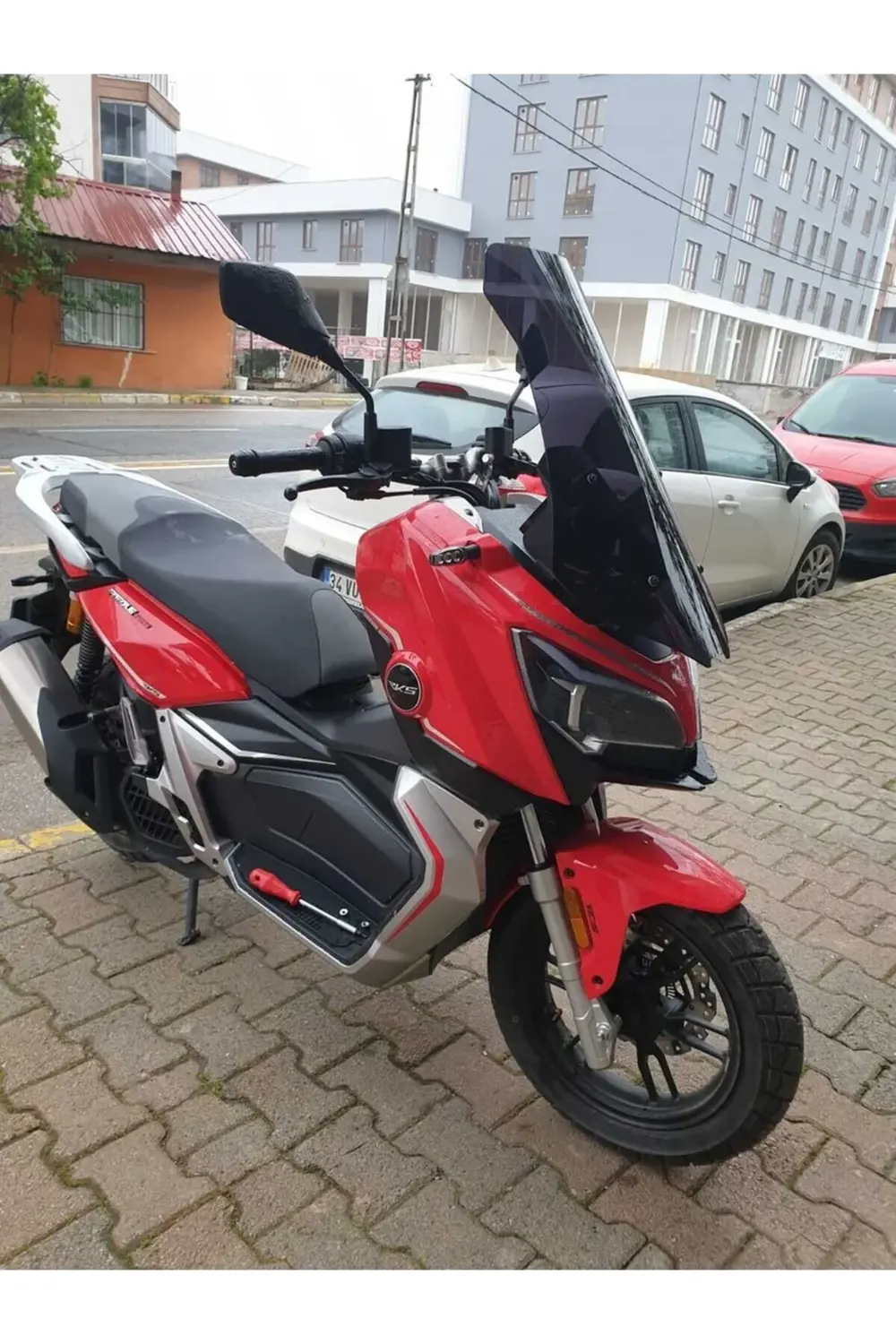 RKS Reale 125 Ön Cam 2023-2025 Model 75cm Siyah Renkli 4mm UZUN