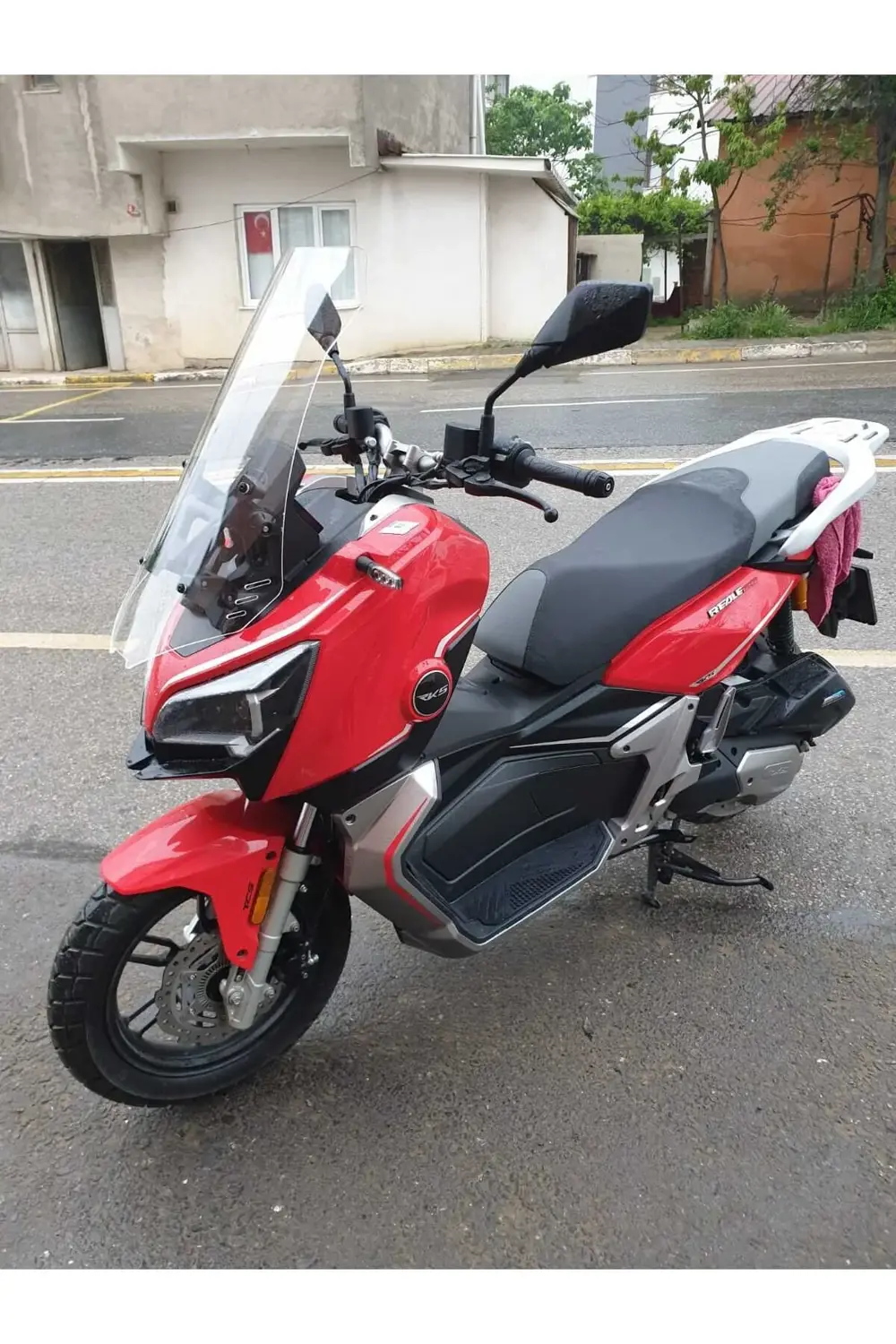 Rks Reale 125 Ön Cam 2023-2025 Uyumlu Model 75cm Şeffaf Renkli 4m
