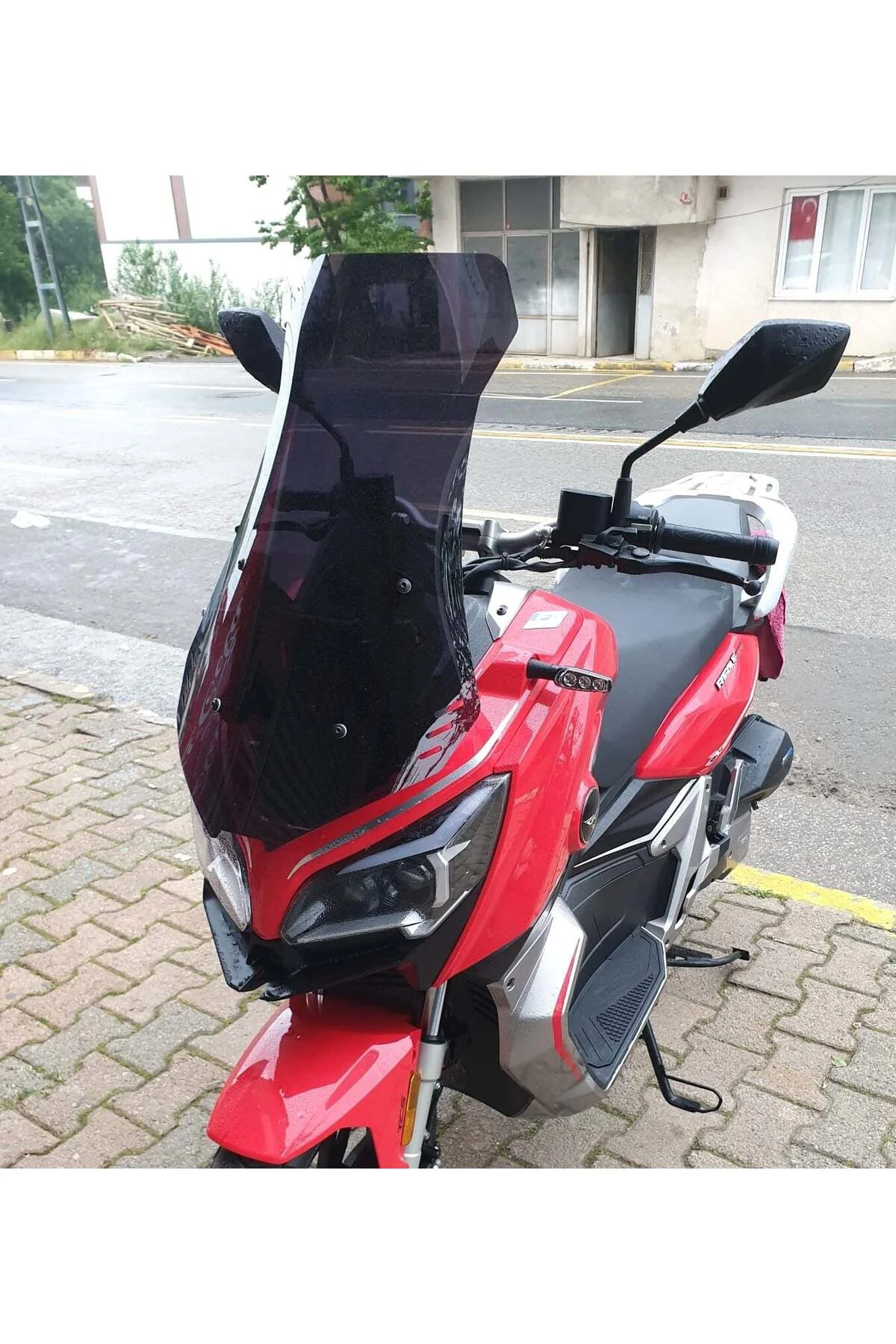 RKS Reale 125 Ön Cam 2023-2026 Model 75cm Siyah Renkli 4mm UZUN