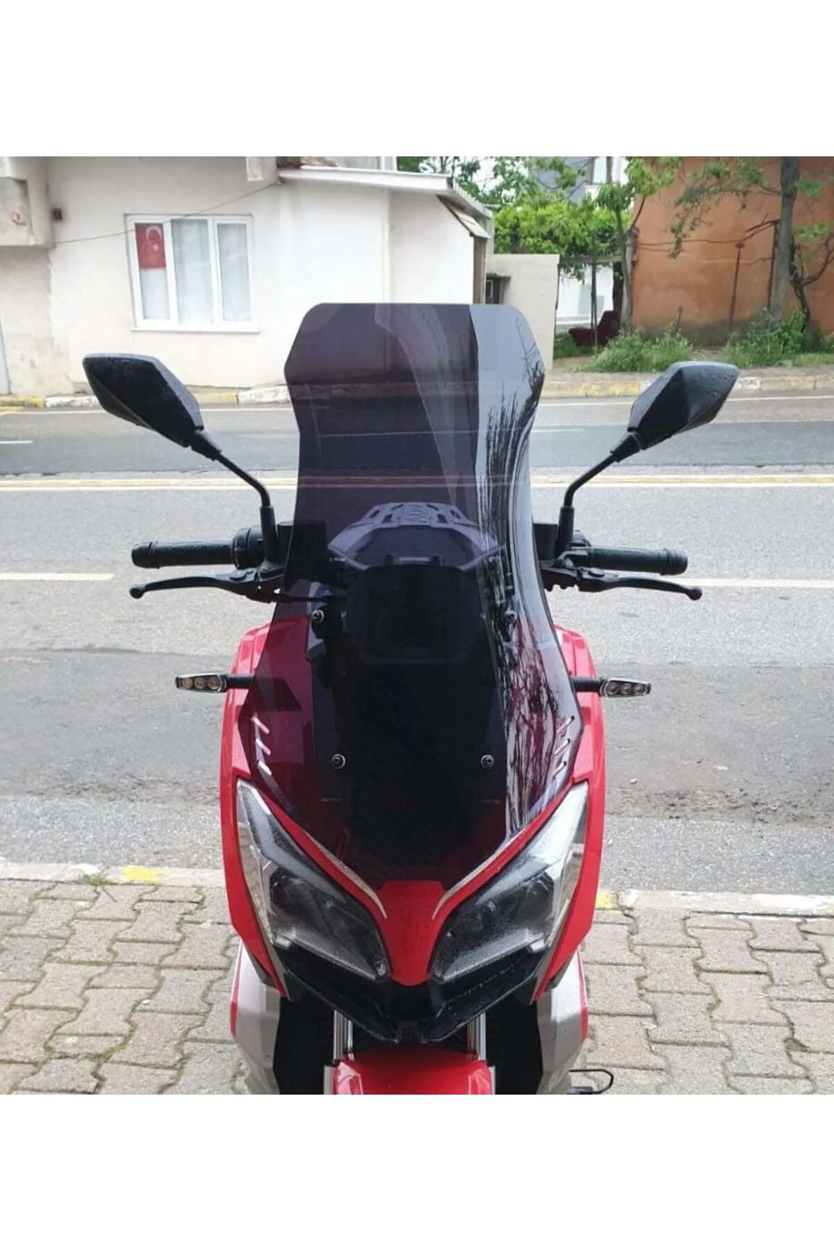 RKS Reale 125 Ön Cam 2023-2026 Model 65cm Siyah Renkli 4mm ORTA B