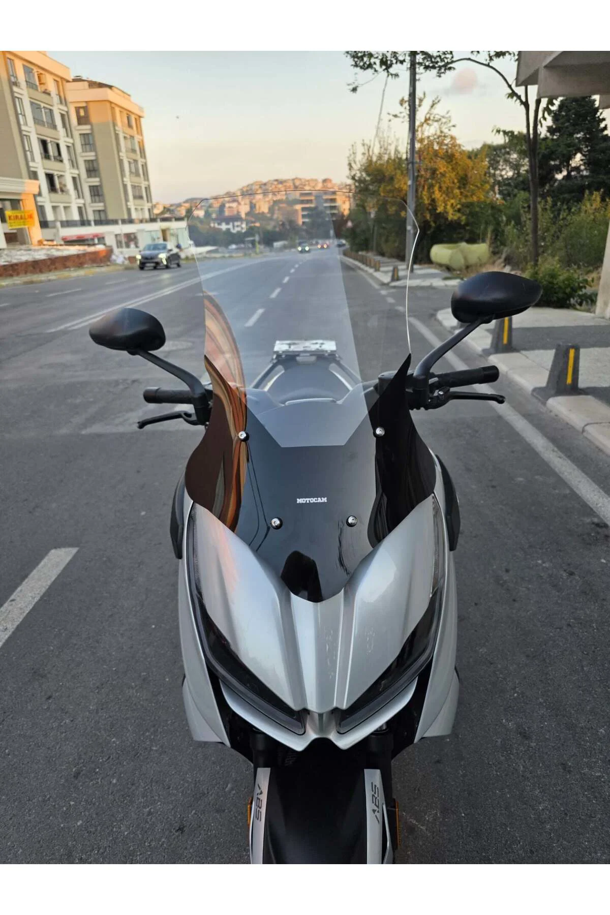 RKS RZ 250 S Ön Cam 2022-2026 Model 68cm Şeffaf Renkli 4mm UZUN