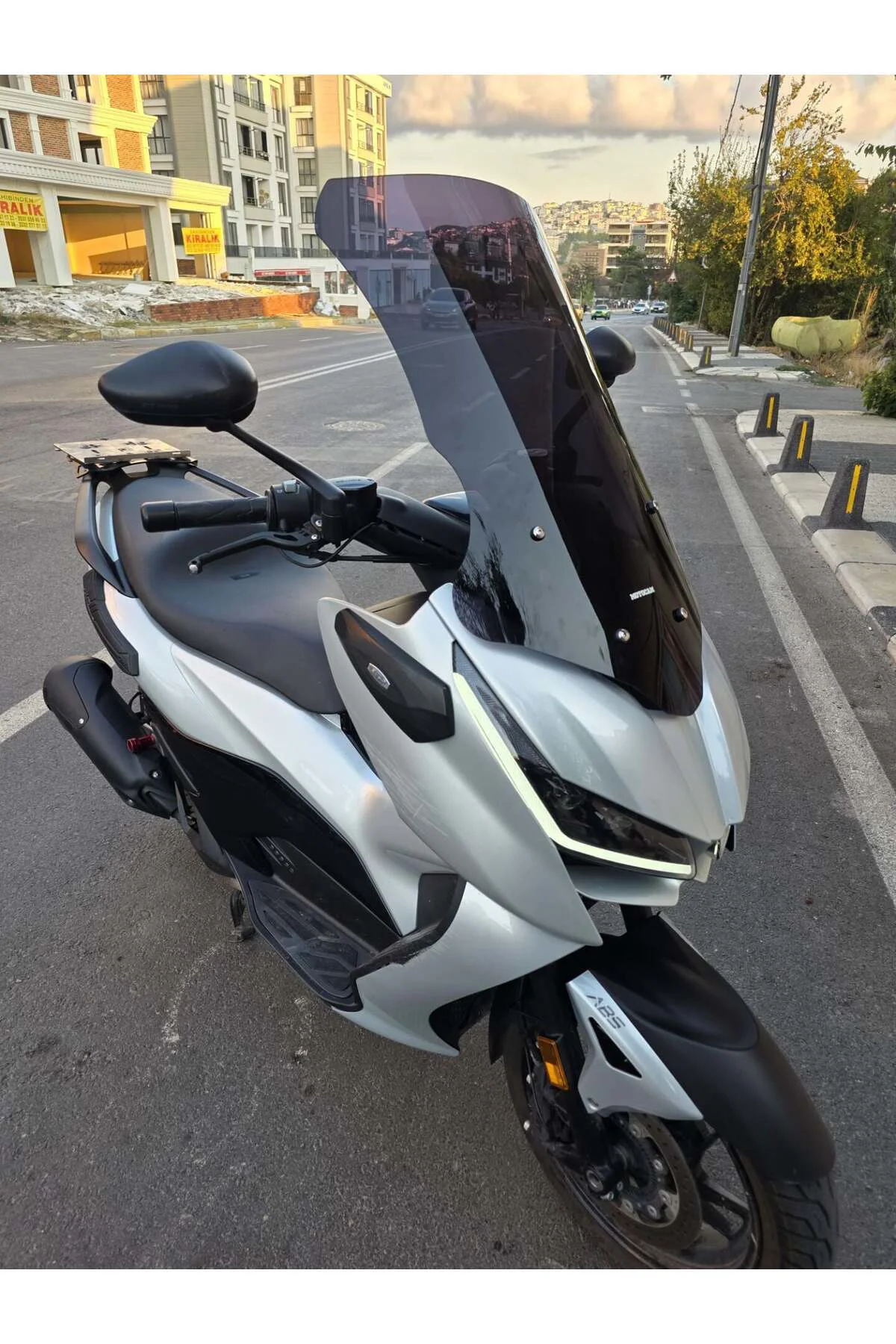 RKS RZ 250 S Ön Cam 2022-2026 Model 68cm Siyah Renkli 4mm UZUN