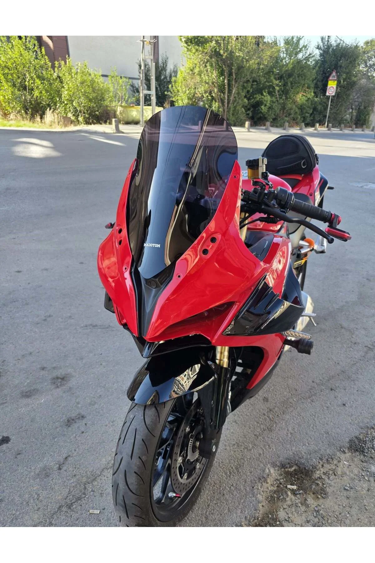 RKS SRK 450 RA Ön Cam 2023-2026 Model 42cm Siyah Renkli 4mm