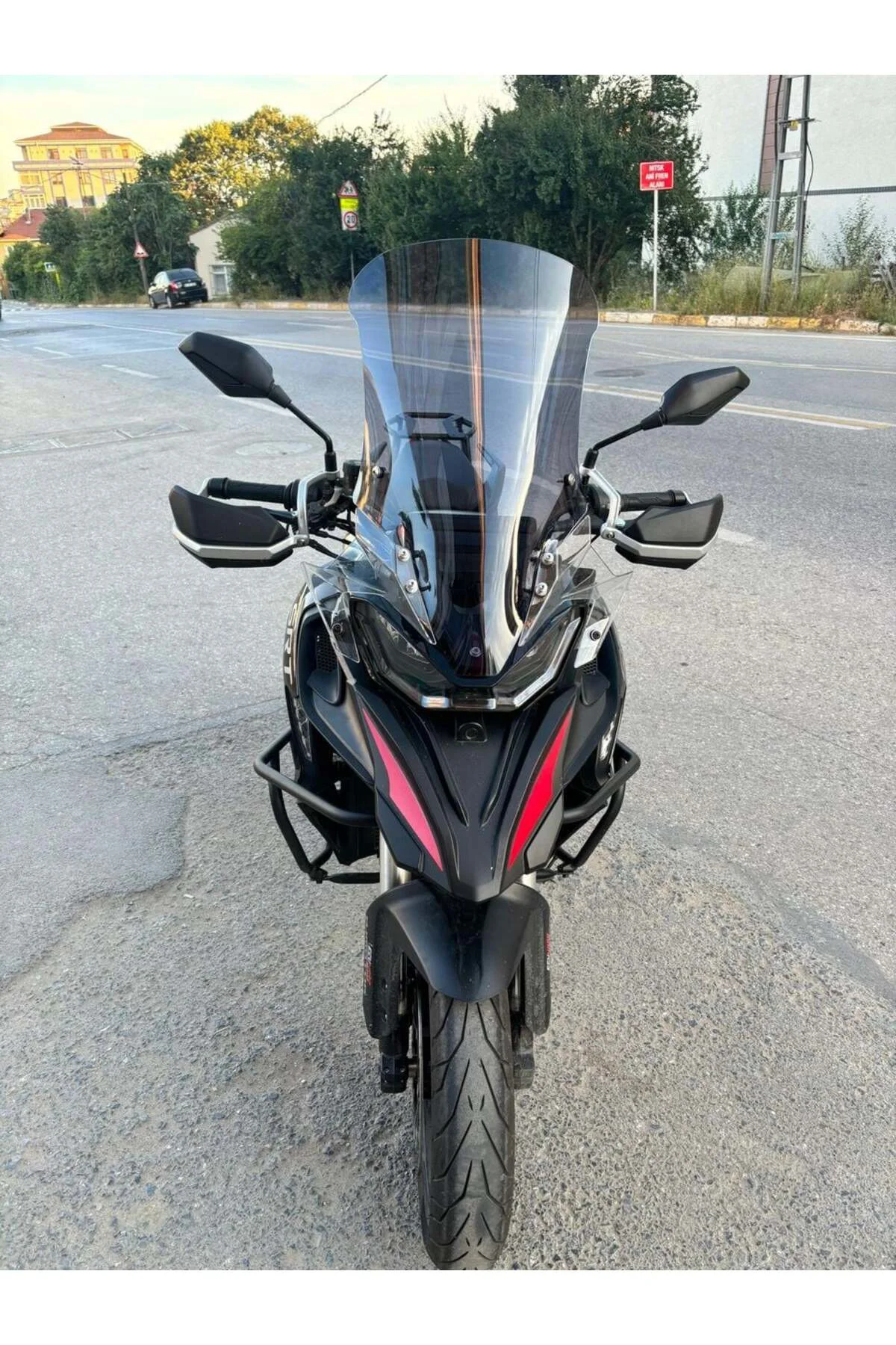 RKS SRT 900 SX Ön Cam 2023-2026 Model 61cm Füme Renkli 4mm