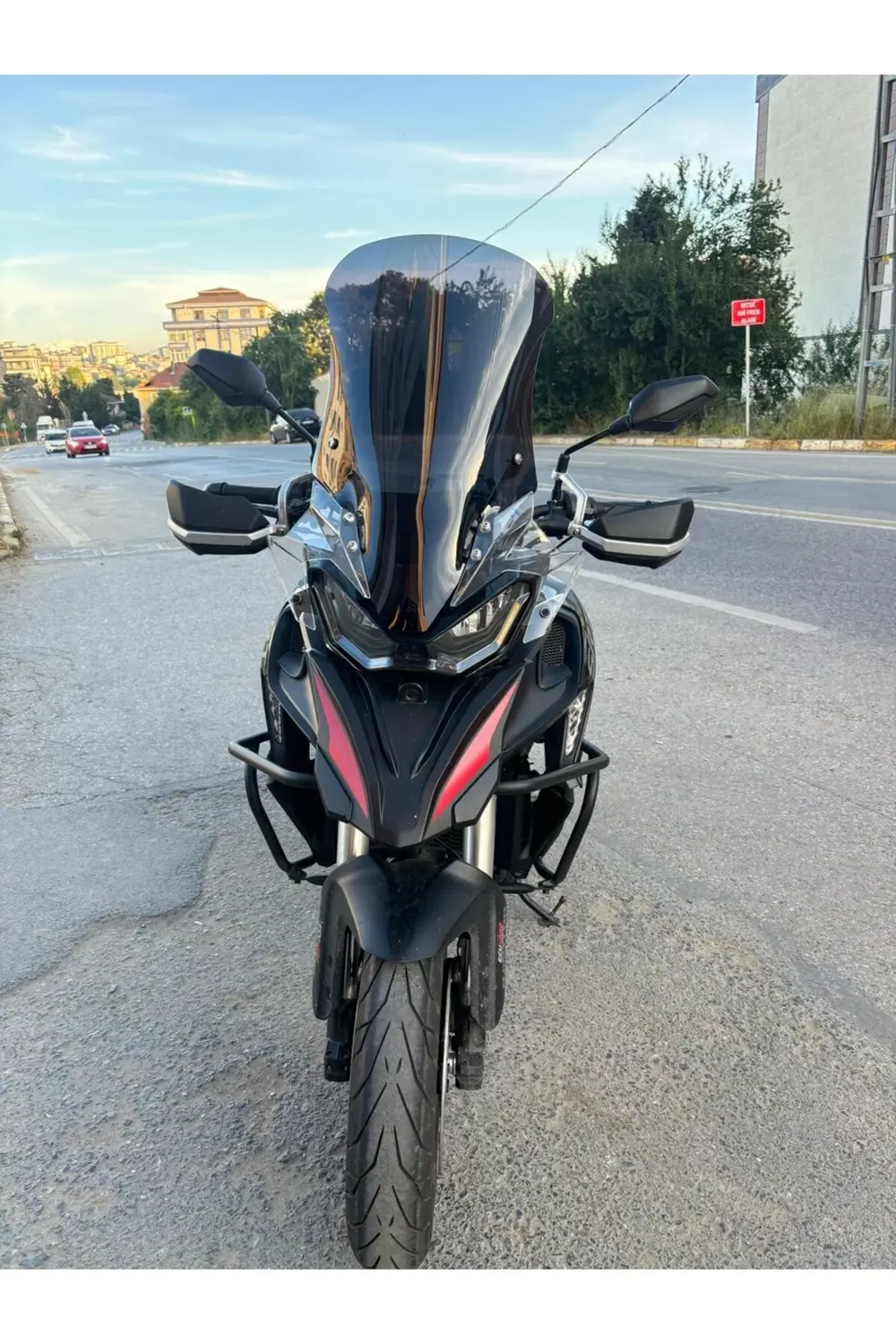 RKS SRT 900 SX Ön Cam 2023-2026 Model 61cm Siyah Renkli 4mm