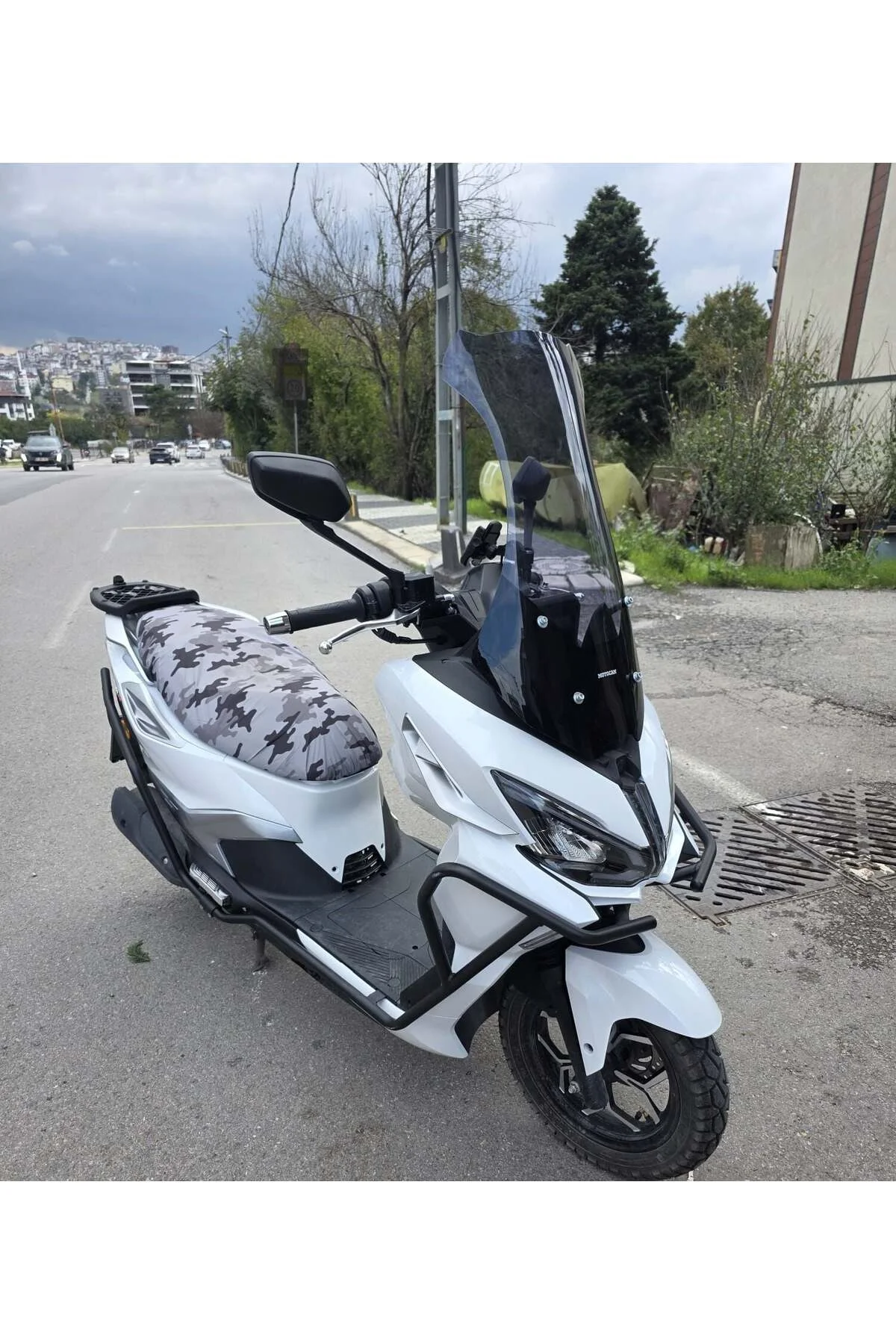 RKS SRX 50 Ön Cam 2021-2026 Model 63cm Füme Renkli 4mm RKS SRX 50 Ön Cam 2021-2026 Model 63cm Füme Renkli 4mm - Görsel 6