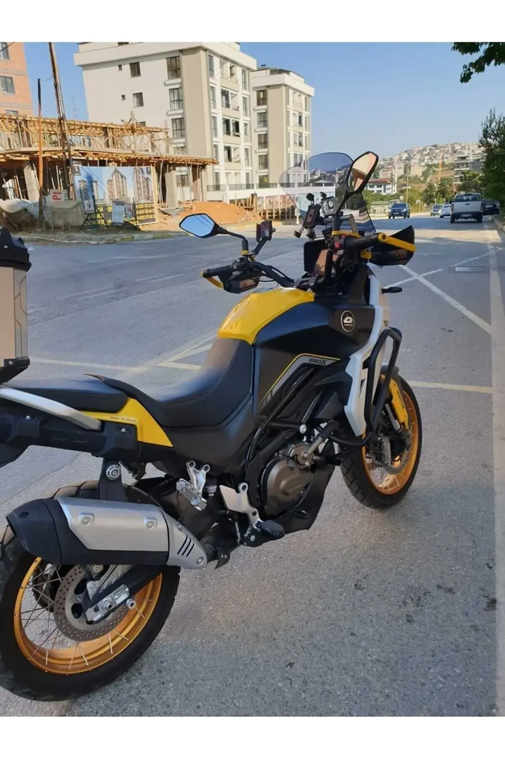 RKS SVT 650 X Ön Cam 2023-2025 Model 50cm Füme Renkli 4mm UZUN