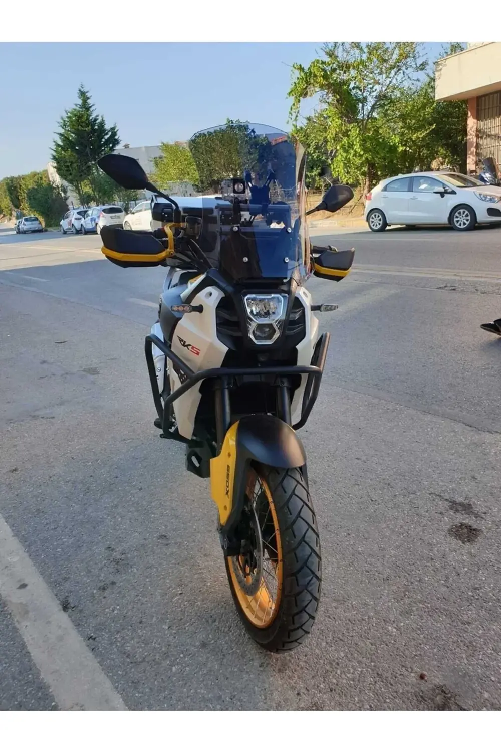 RKS SVT 650 X Ön Cam 2023-2025 Model 50cm Füme Renkli 4mm UZUN