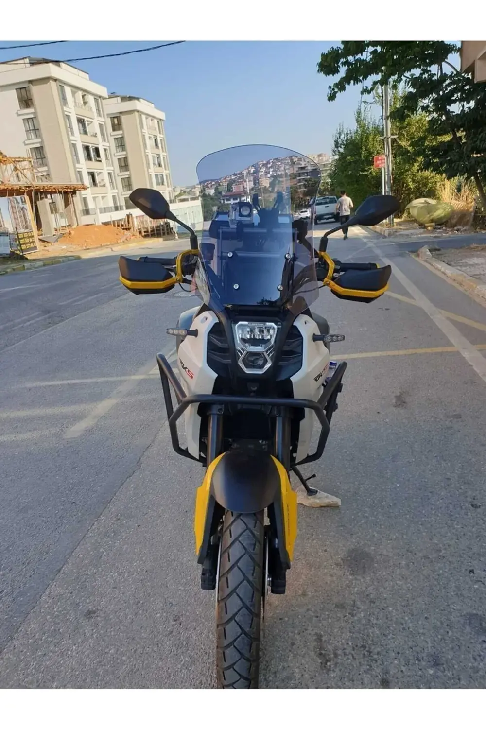 RKS SVT 650 X Ön Cam 2023-2025 Model 50cm Füme Renkli 4mm UZUN