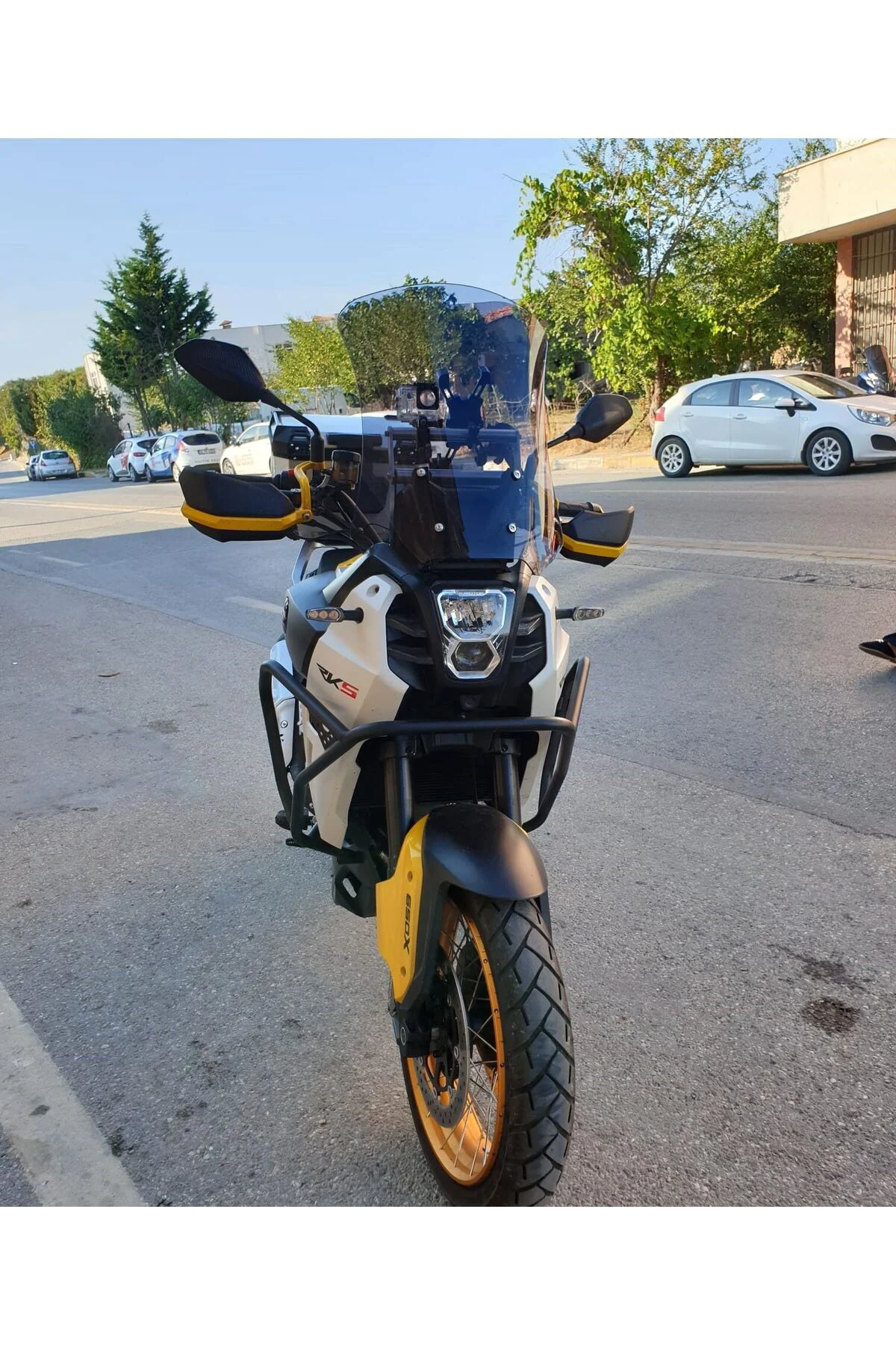 RKS SVT 650 X Ön Cam 2023-2026 Model 50cm Füme Renkli 4mm UZUN
