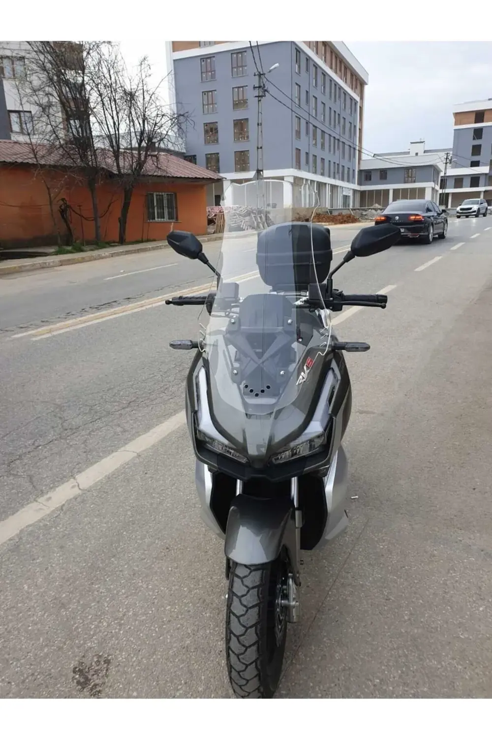 RKS Veloce 150 Ön Cam 2023-2025 Model 65cm Şeffaf Renkli 4mm ORTA