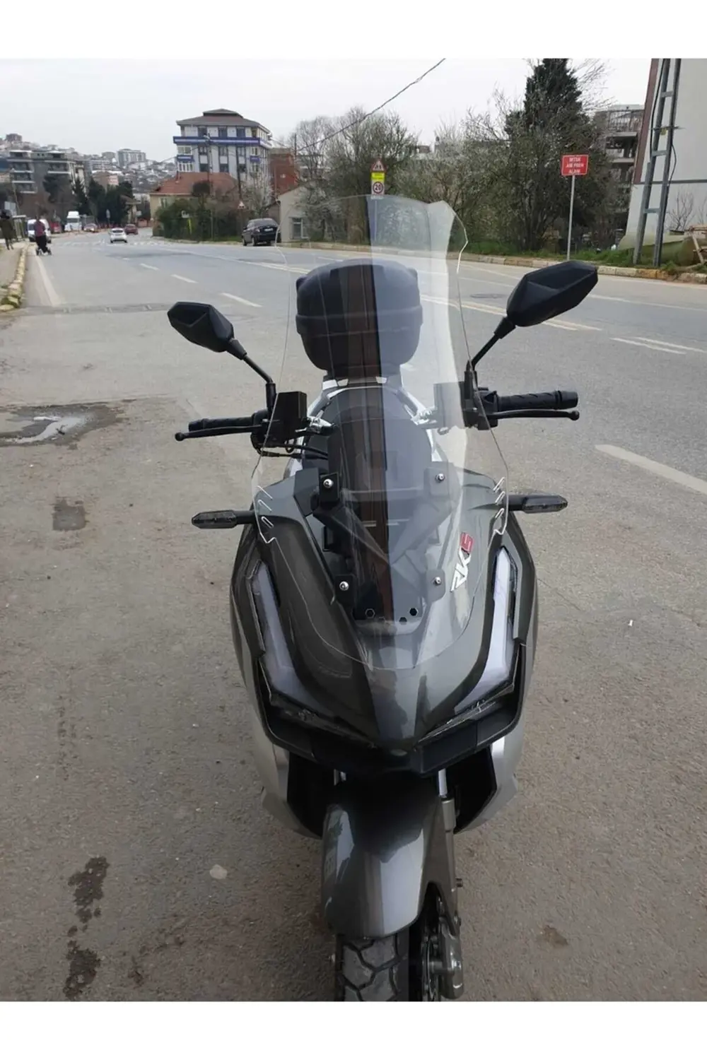 RKS Veloce 150 Ön Cam 2023-2025 Model 65cm Şeffaf Renkli 4mm ORTA