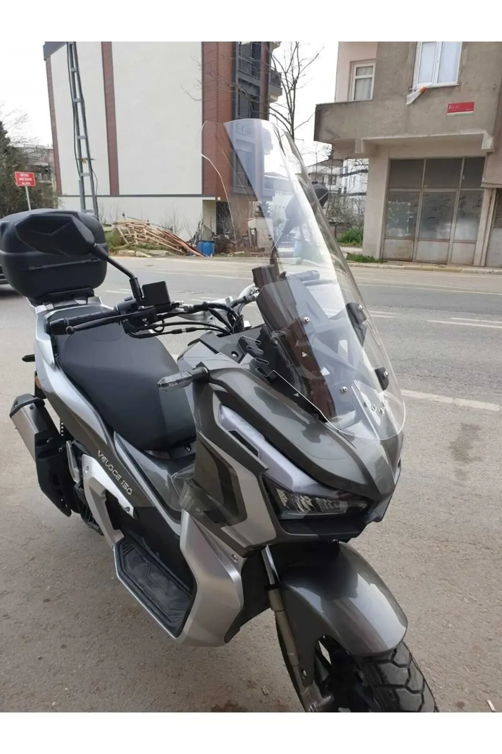RKS Veloce 150 Ön Cam 2023-2025 Model 65cm Şeffaf Renkli 4mm ORTA