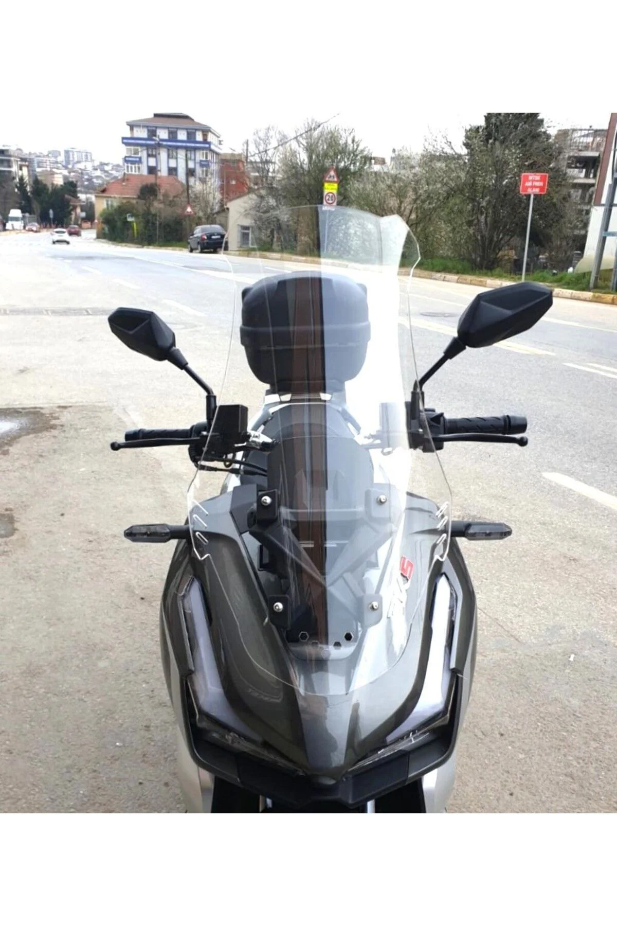 RKS Veloce Ön Cam 2023-2026 Model 75cm Füme Renkli 4mm UZUN