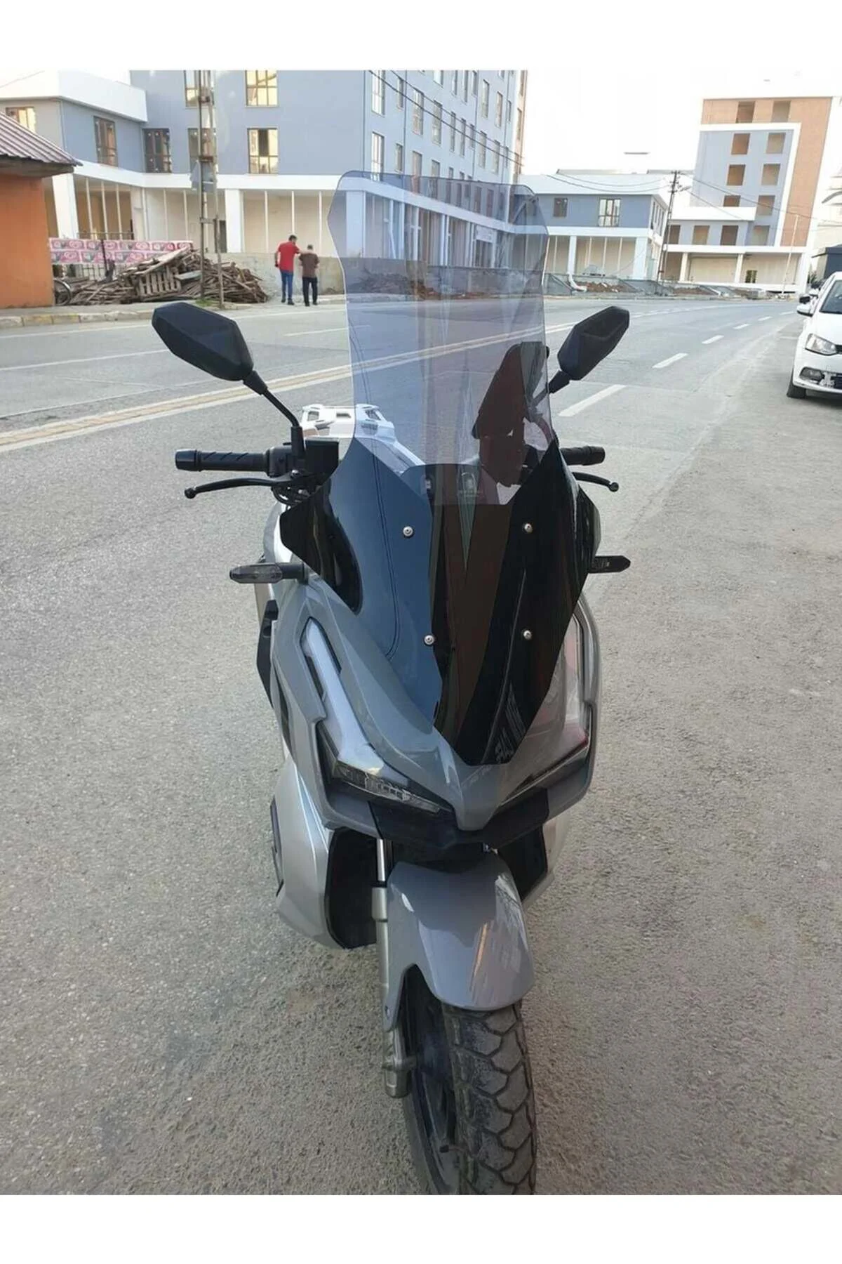 RKS Veloce Ön Cam 2023-2026 Model 43cm Füme Renkli 4mm SPORTİF