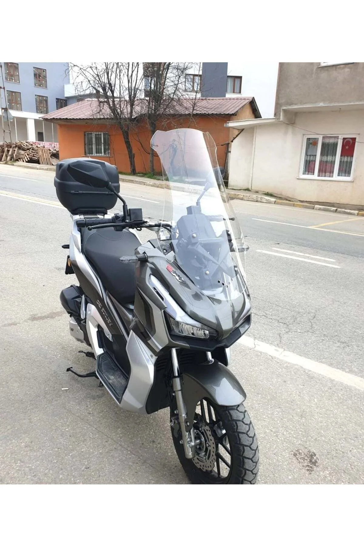 RKS Veloce Ön Cam 2023-2026 Model 75cm Füme Renkli 4mm UZUN