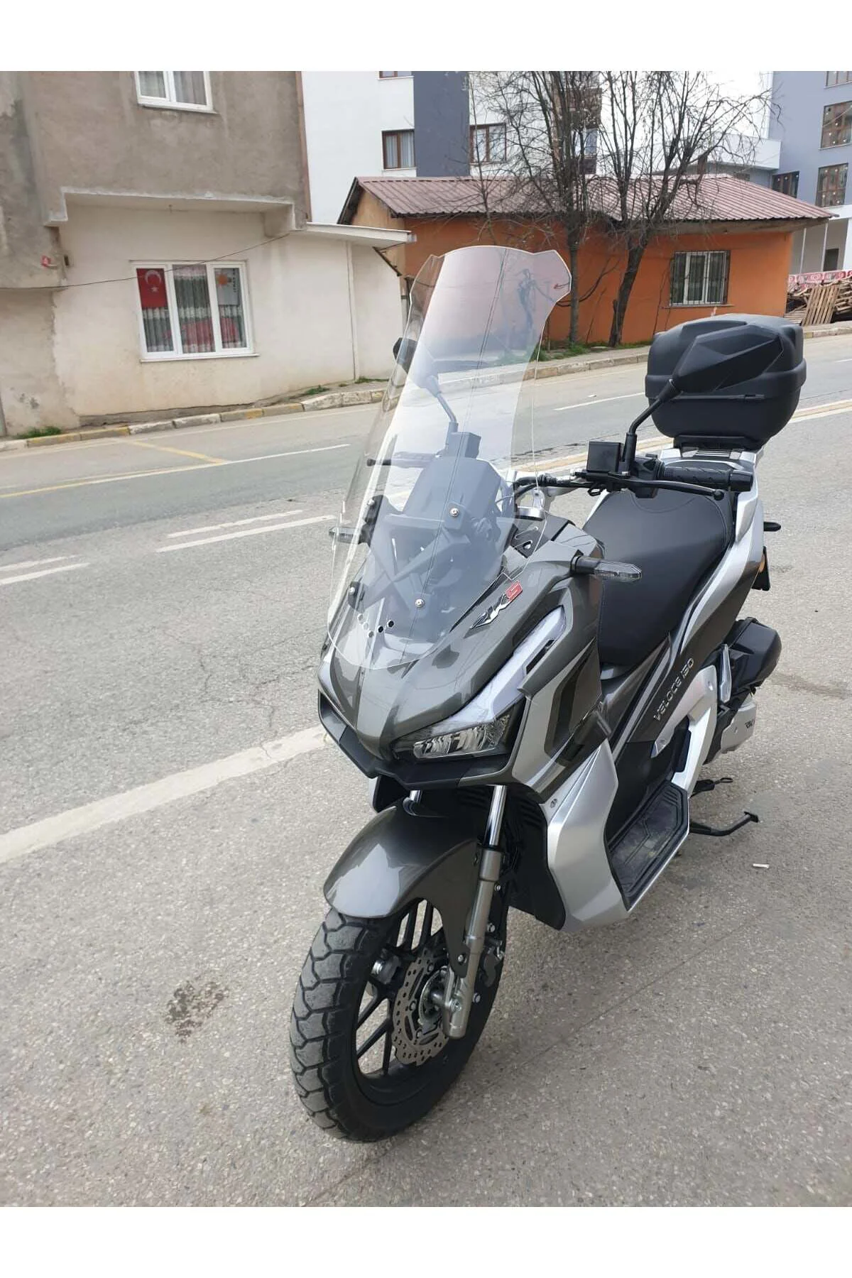 RKS Veloce Ön Cam 2023-2026 Model 75cm Füme Renkli 4mm UZUN