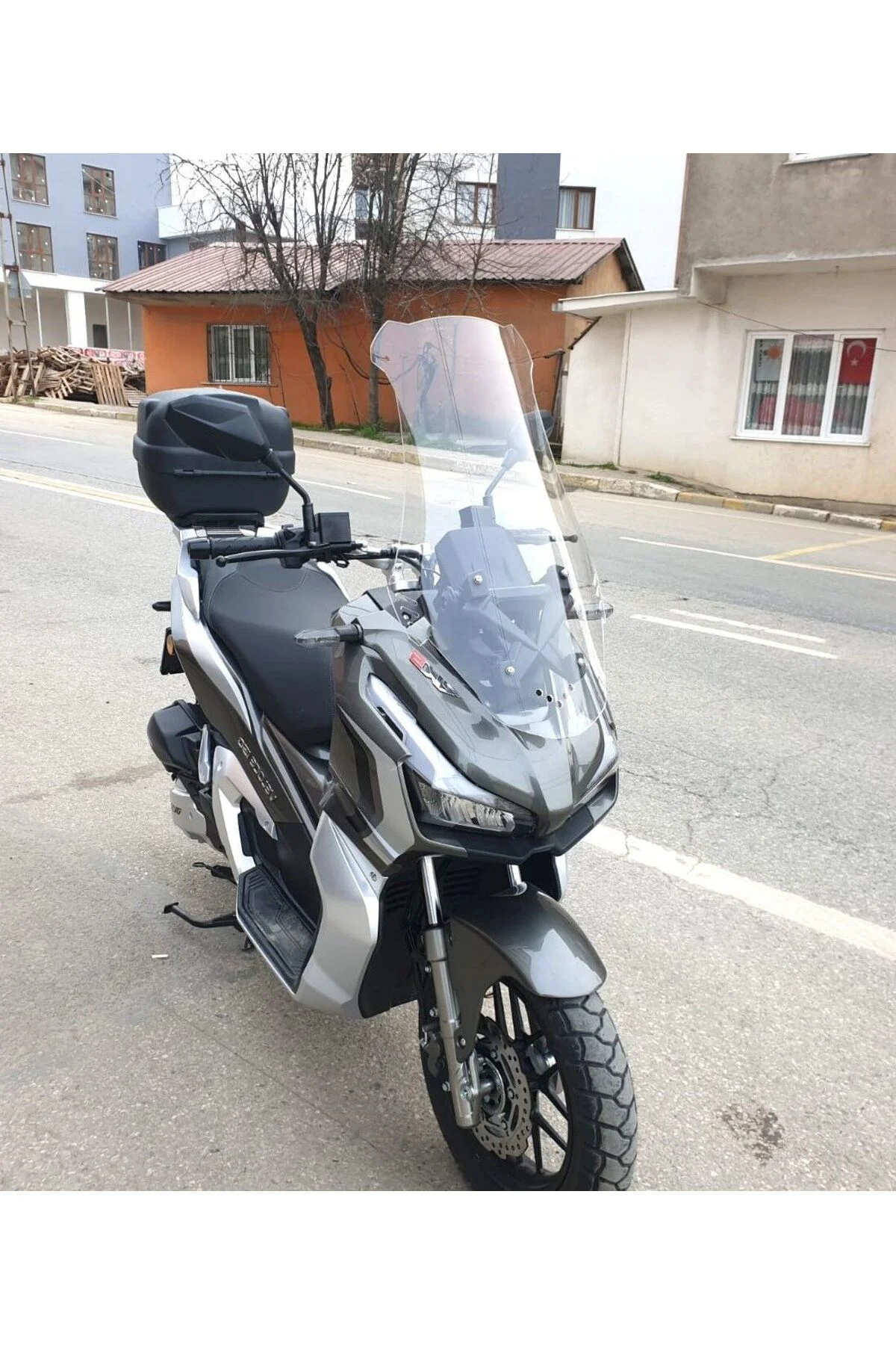 RKS Veloce Ön Cam 2023-2026 Model 78cm Füme Renkli 4mm UZUN