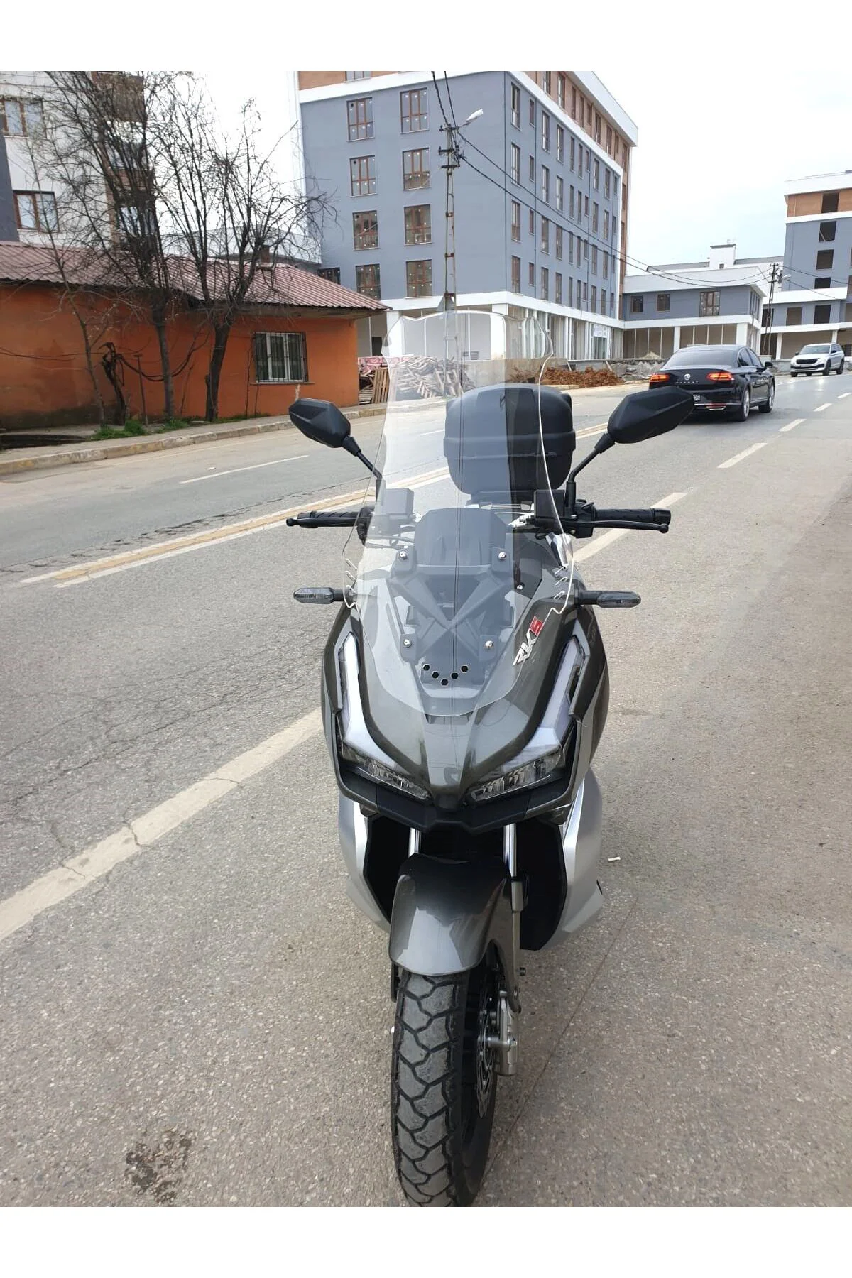 RKS Veloce Ön Cam 2023-2026 Model 78cm Füme Renkli 4mm UZUN