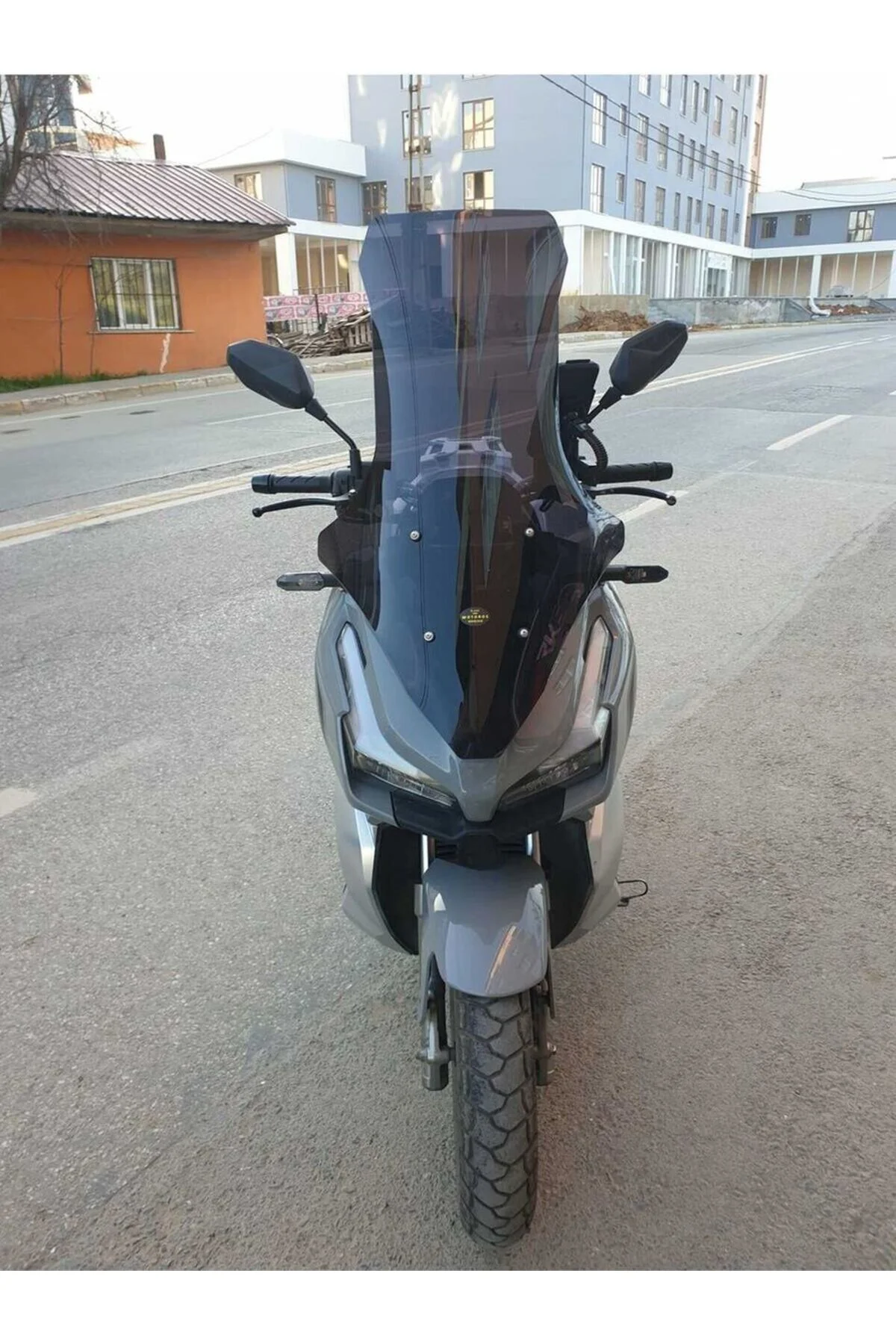 RKS Veloce Ön Cam 2023-2026 Model 78cm Siyah Renkli 4mm UZUN