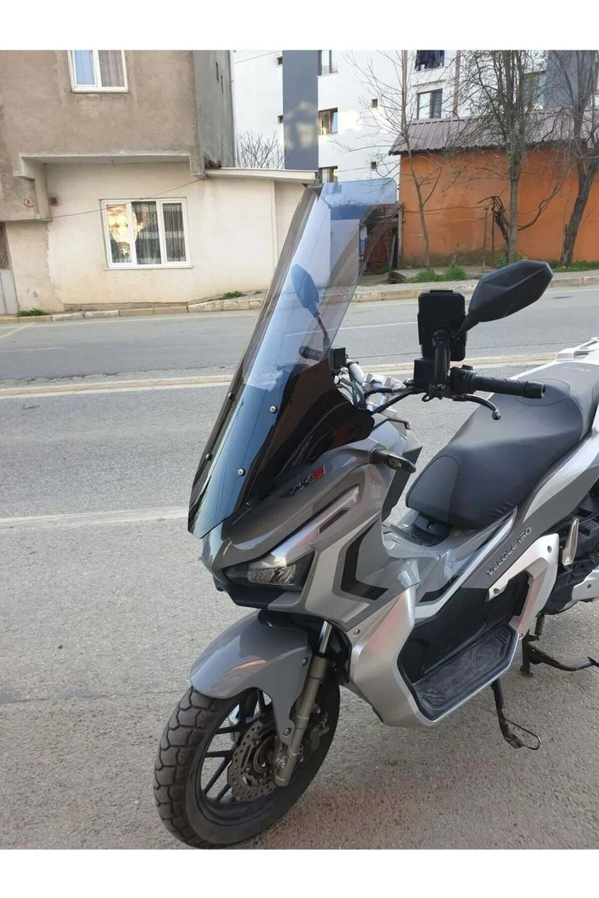 RKS Veloce Ön Cam 2023-2026 Model 43cm Füme Renkli 4mm SPORTİF