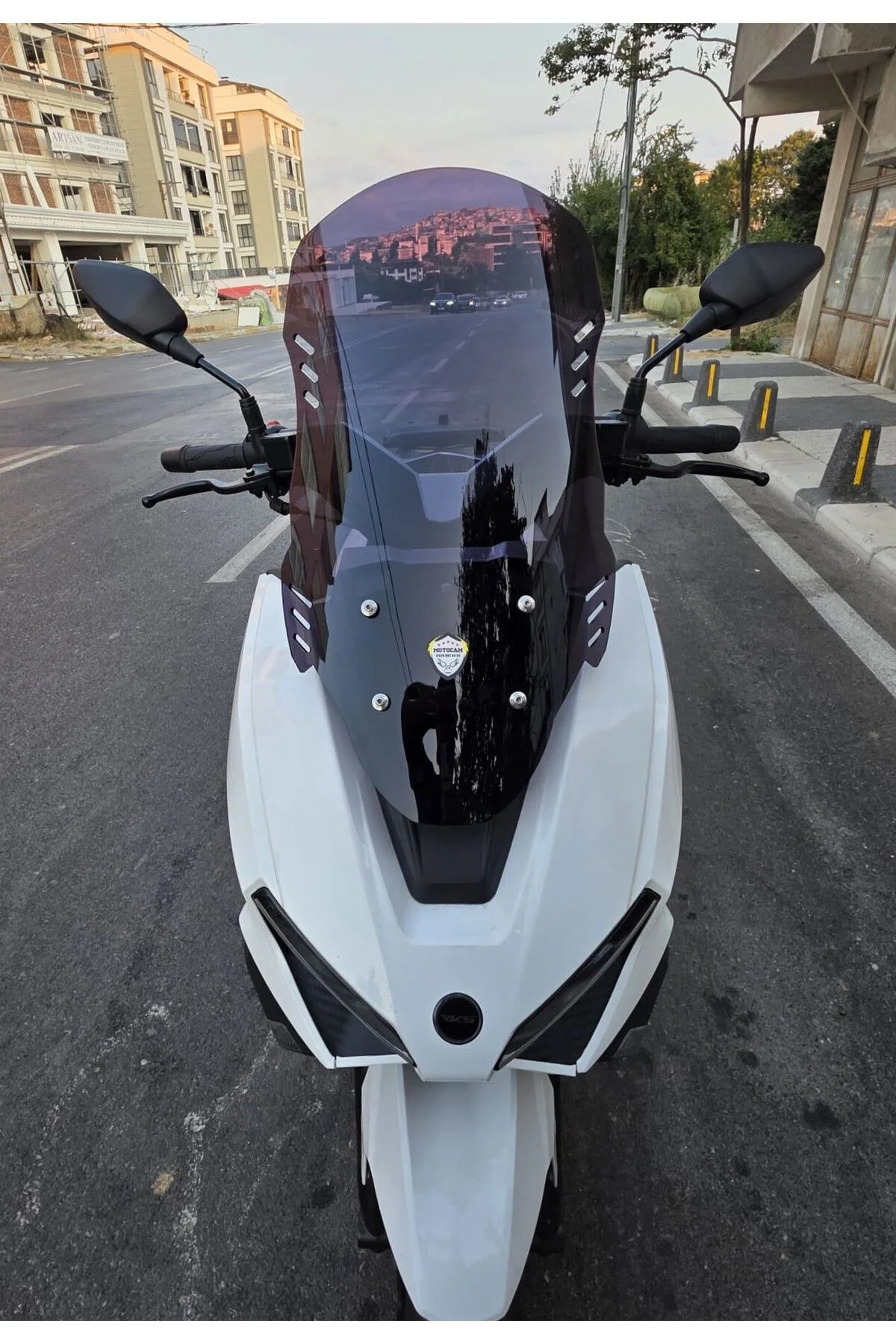 RKS Vieste 249 Ön Cam 2022-2026 Model 55cm Siyah Renkli 4mm KISA