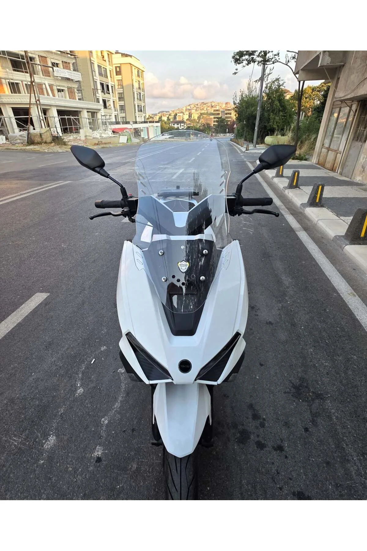 RKS Vieste 249 Ön Cam 2022-2026 Model 55cm Şeffaf Renkli 4mm KISA