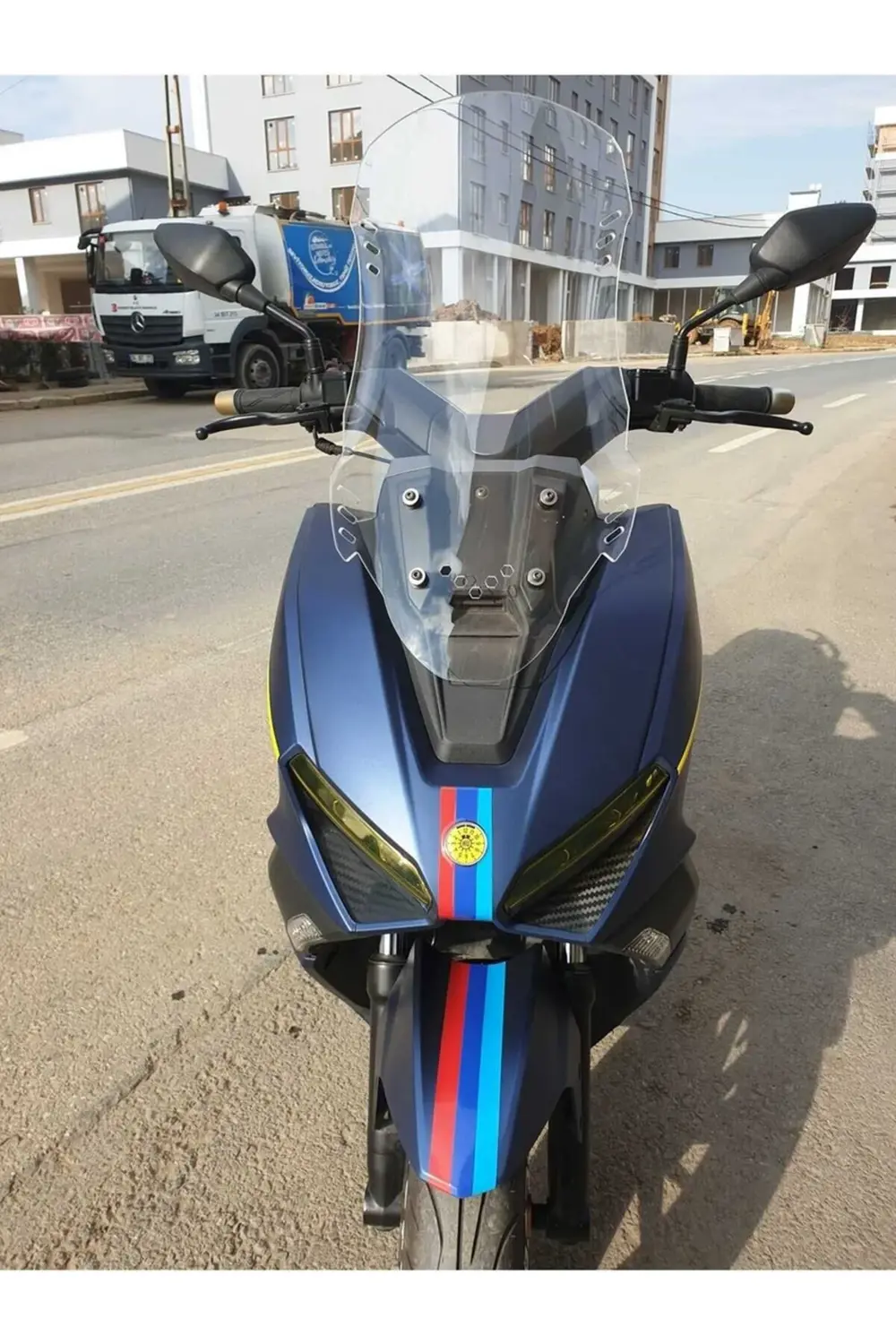 RKS Vieste 249 Ön Cam 2022-2025 Model 65cm Şeffaf Renkli 4mm ORTA